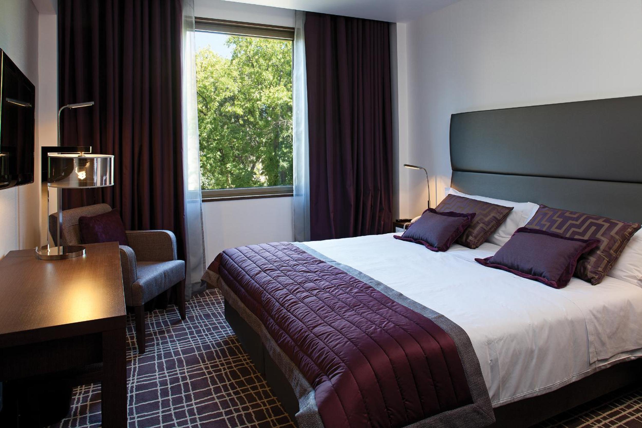 Double or Twin Room - Photo 3