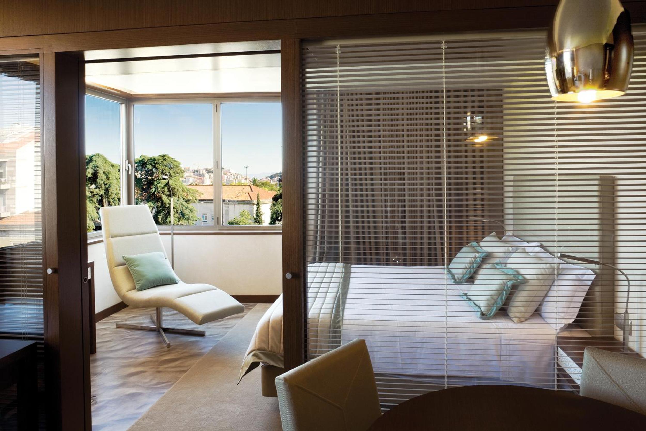 Suite - Photo 6
