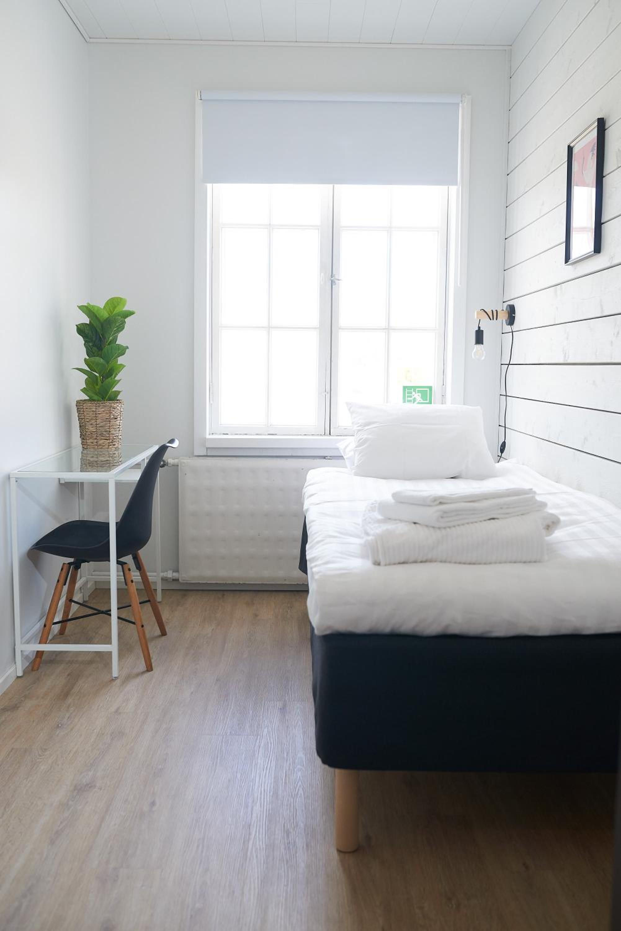 Standard Single Room with Shared Bathroom photo 1