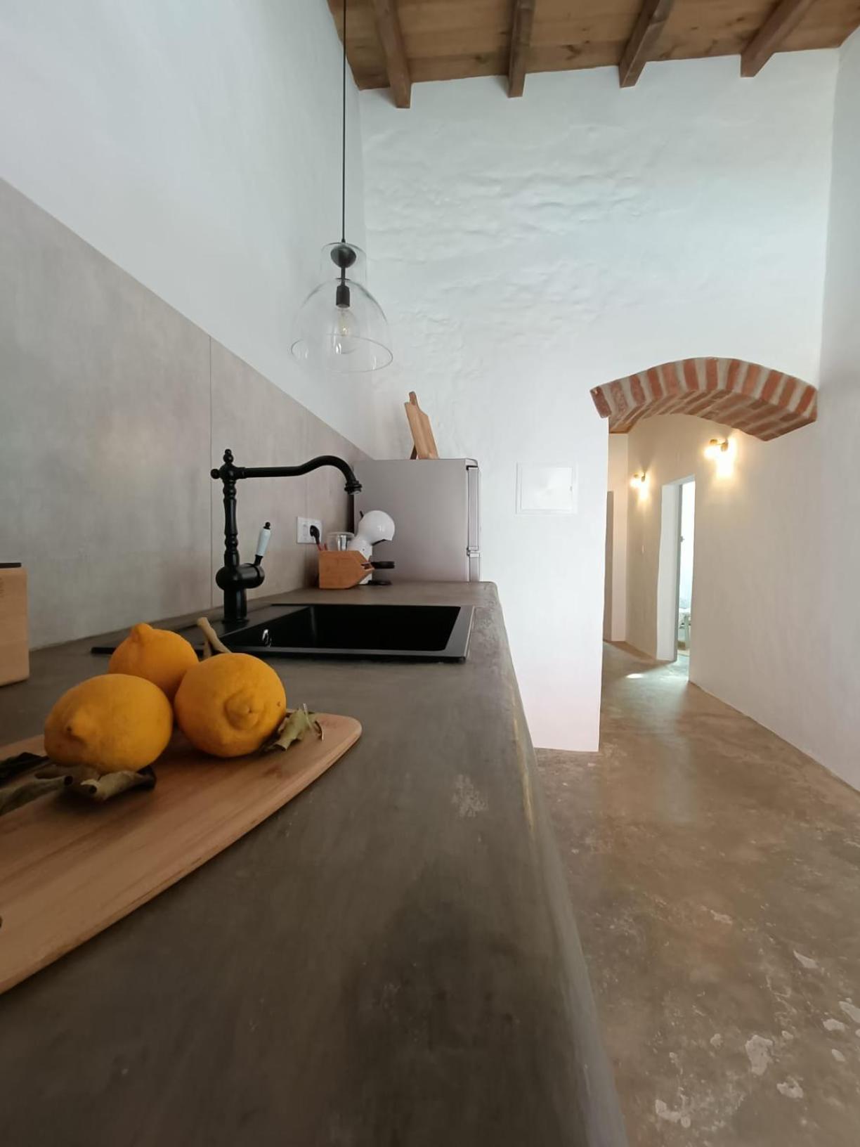 Three-Bedroom House - Photo 8