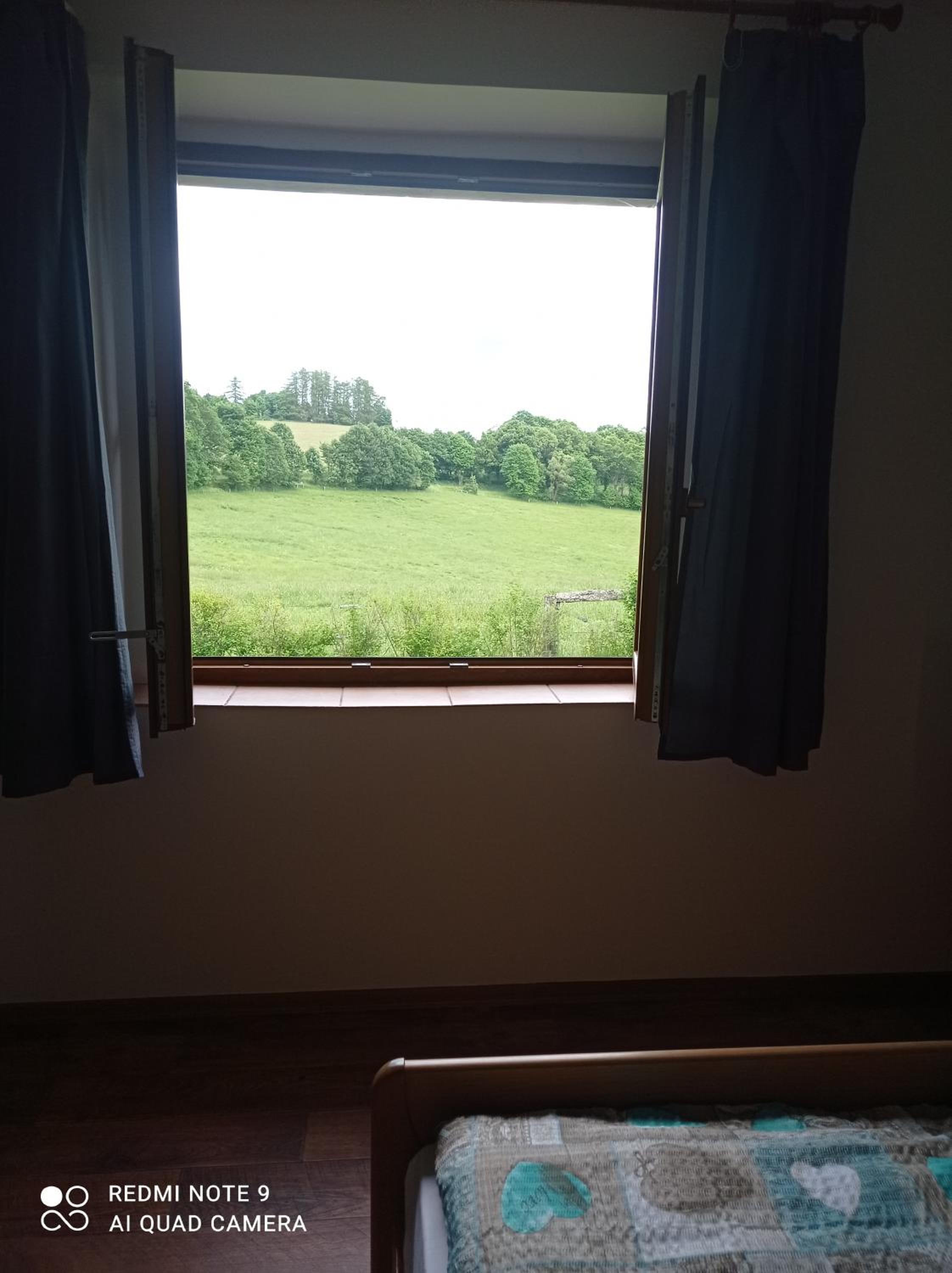 Two-Bedroom Apartment with View photo 2
