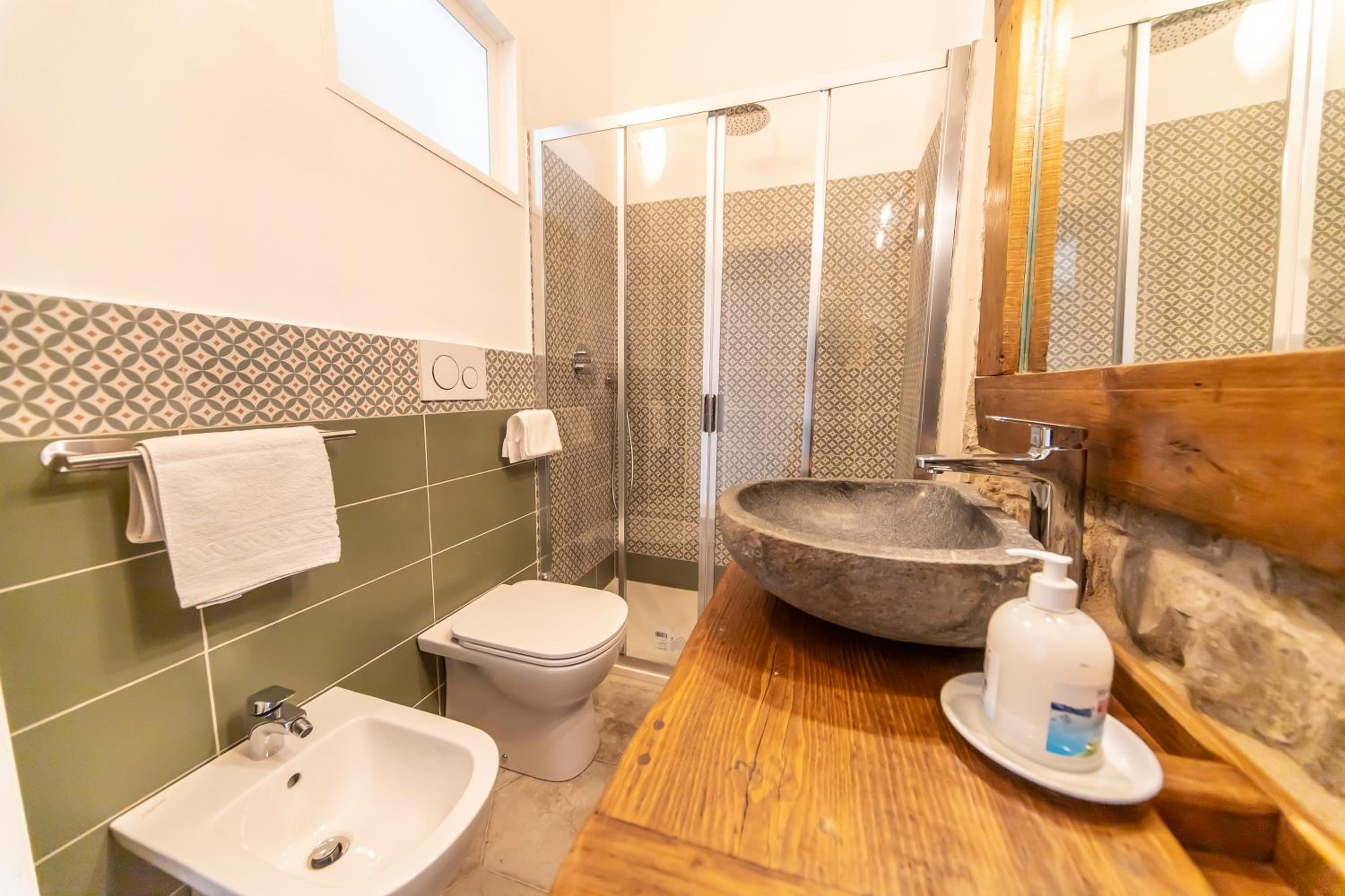 One-Bedroom House photo 2
