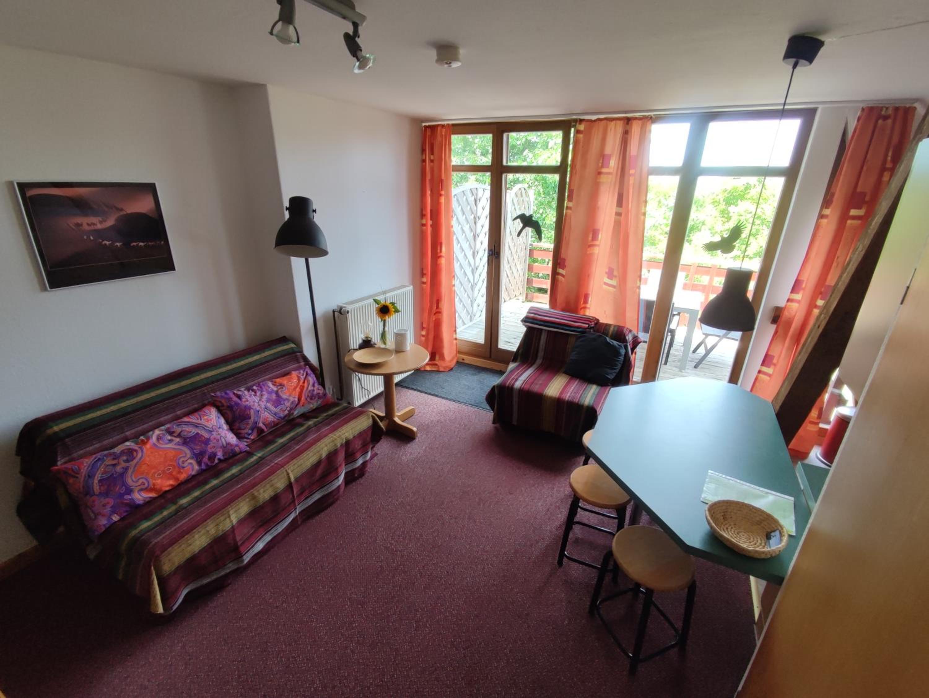 One-Bedroom Apartment - Photo 1
