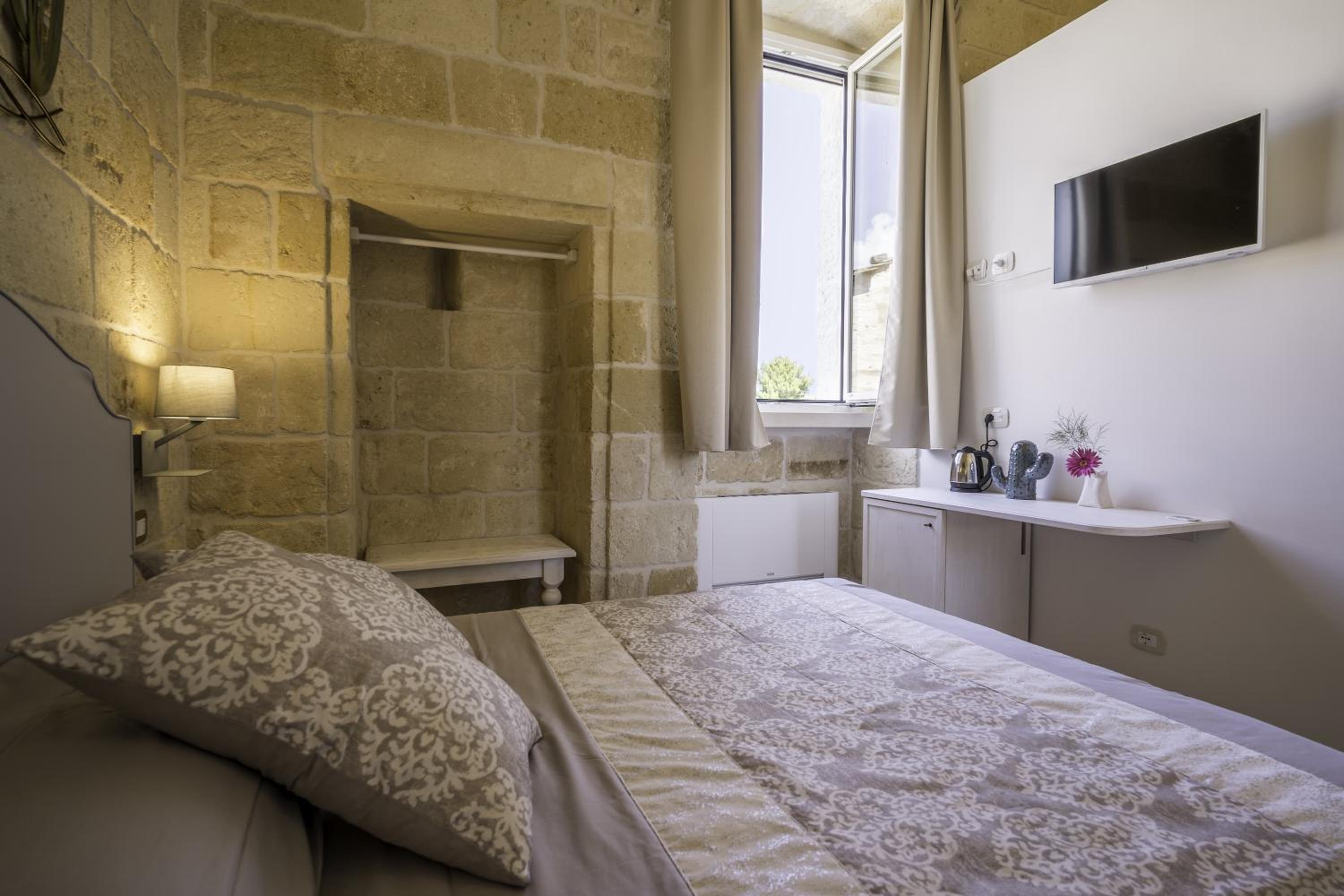 Standard Double Room photo 1