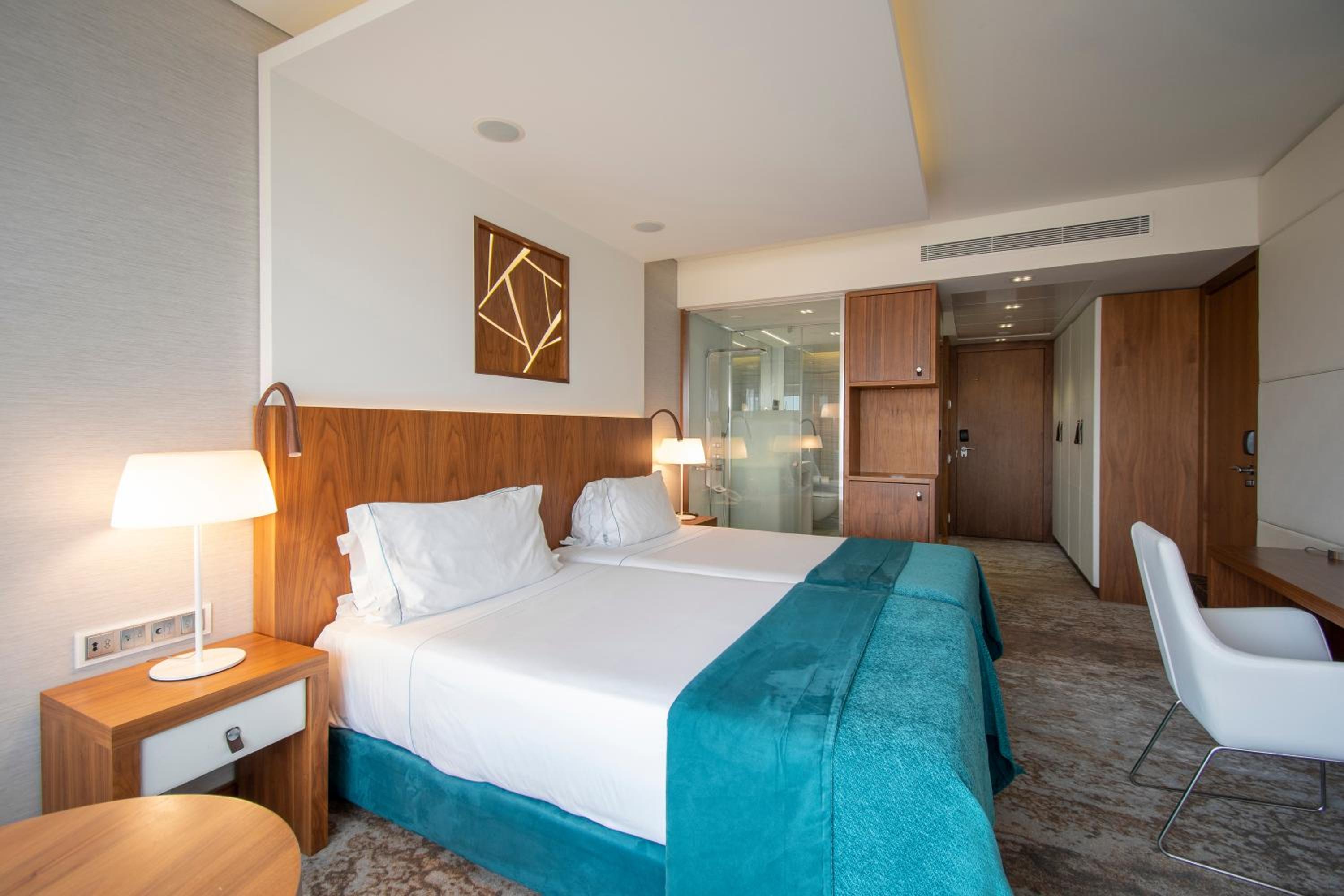 Special Offer - Deluxe Twin Room