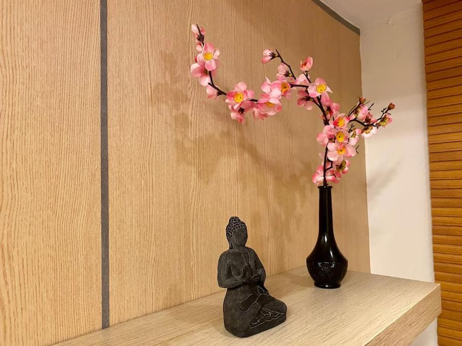One-Bedroom Apartment - Photo 7