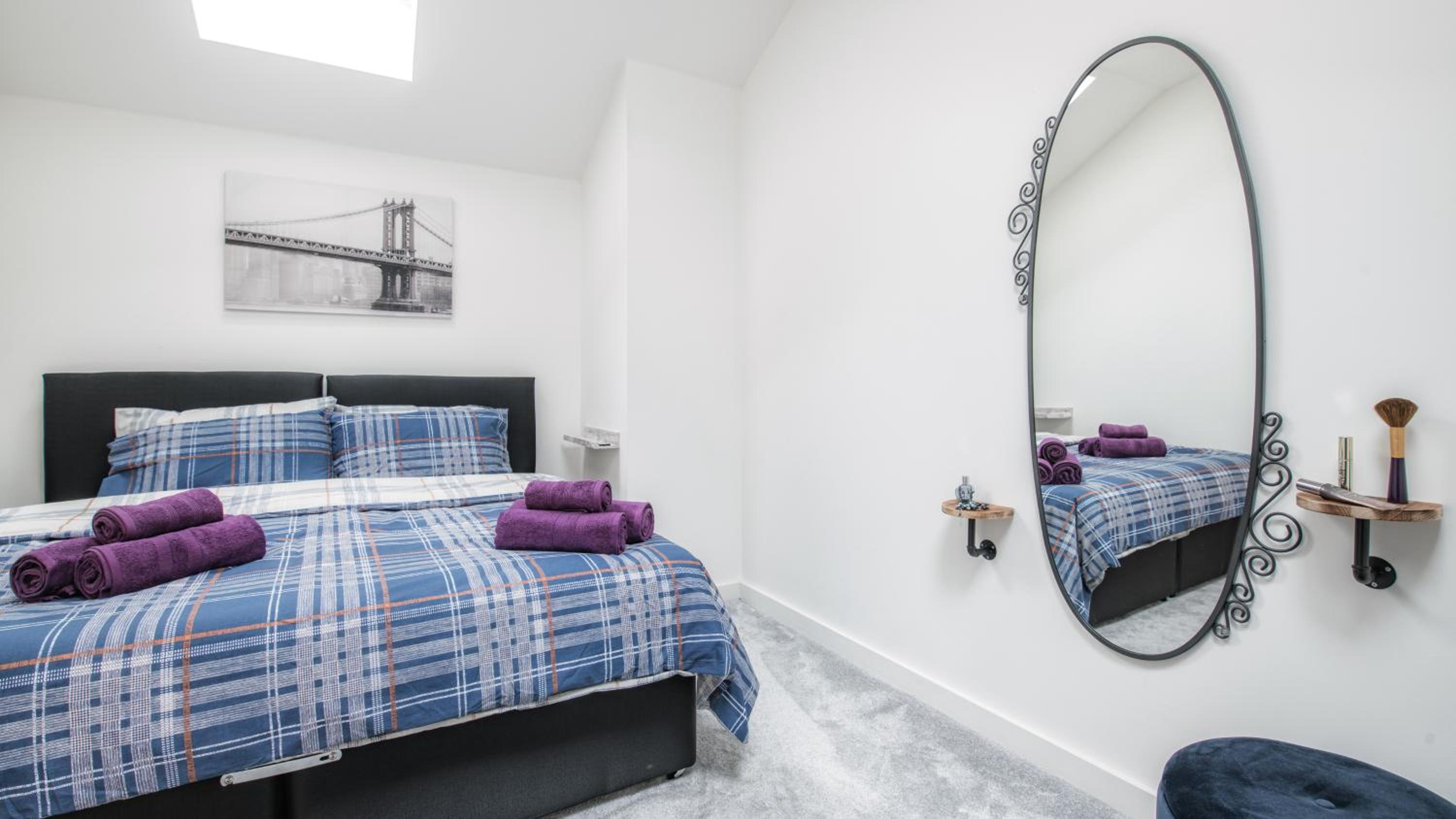 Two-Bedroom Apartment - Photo 4