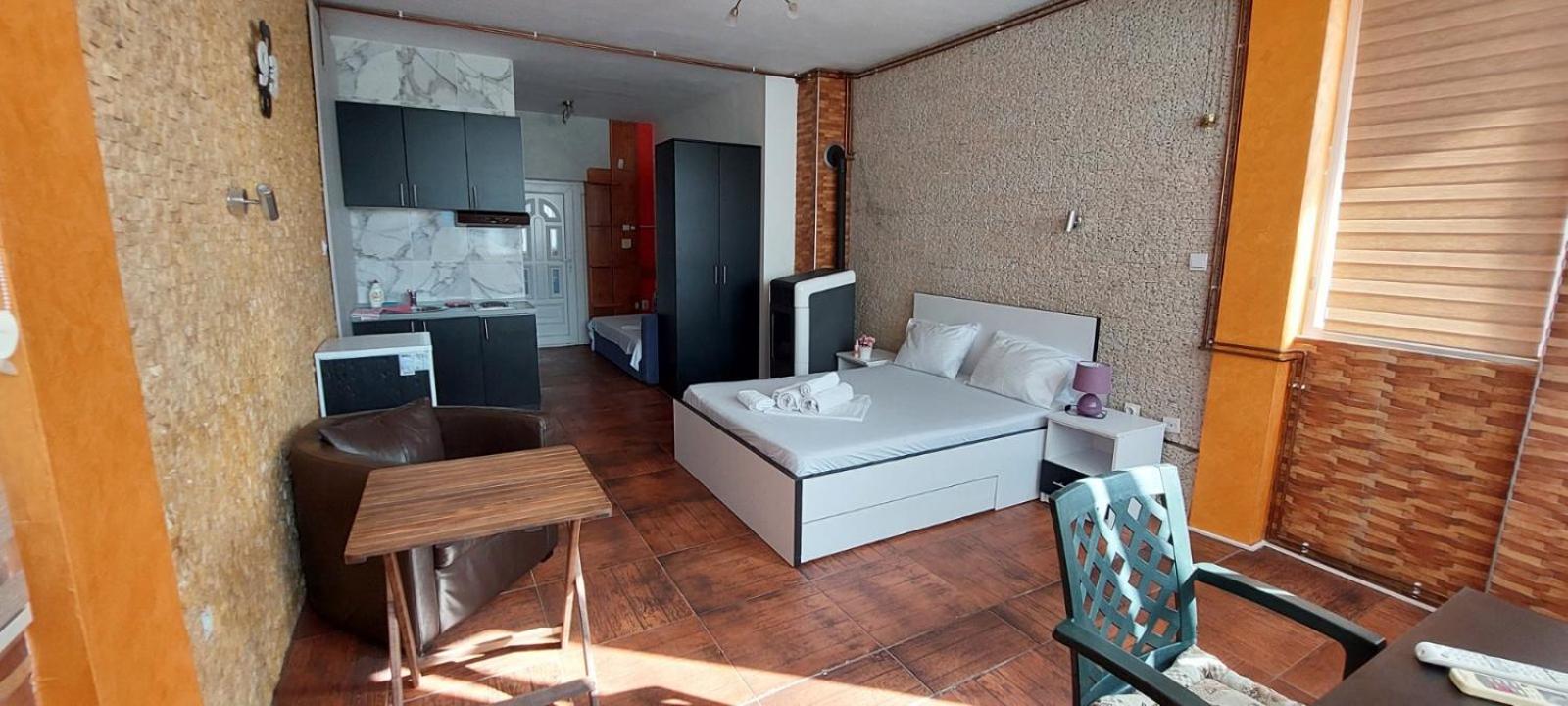 Studio with Balcony and Sea View