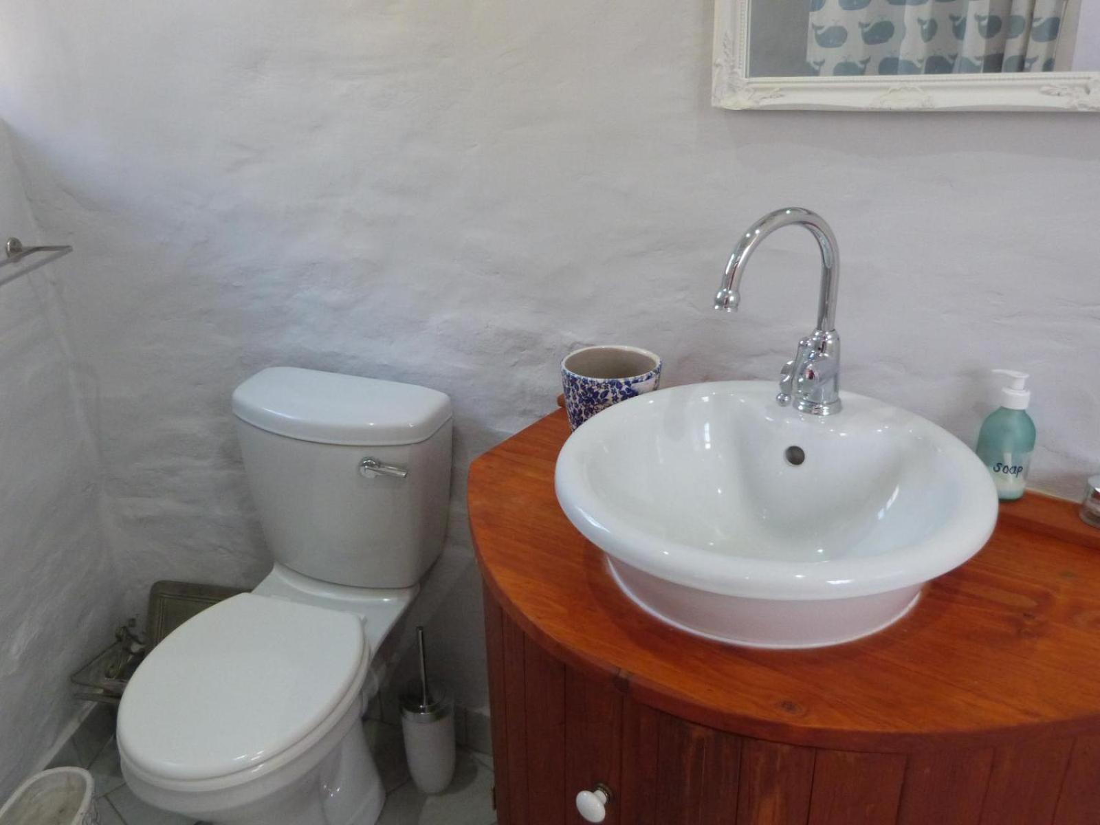 Cottage with Garden View - Photo 10