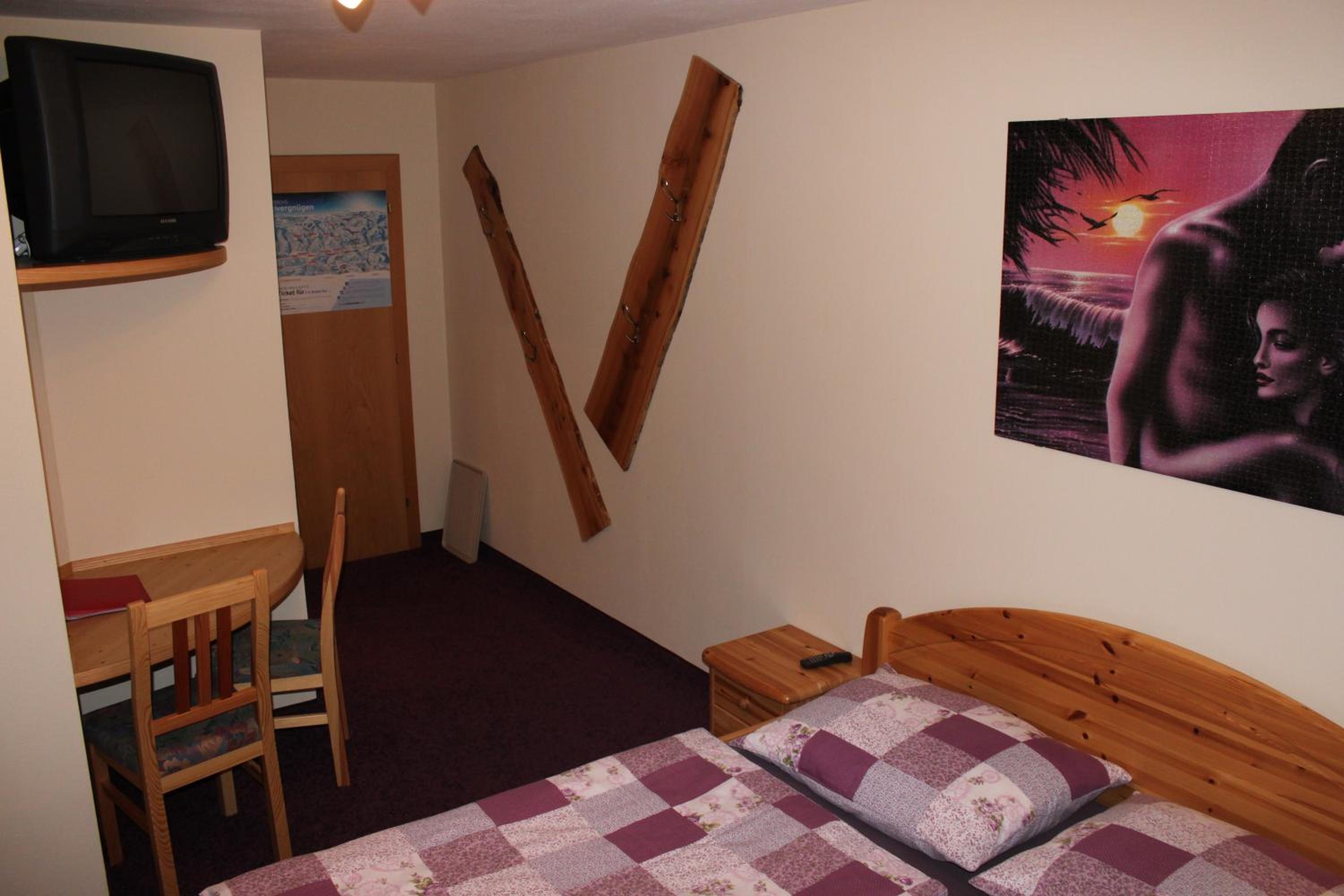 Double Room without meals photo 2