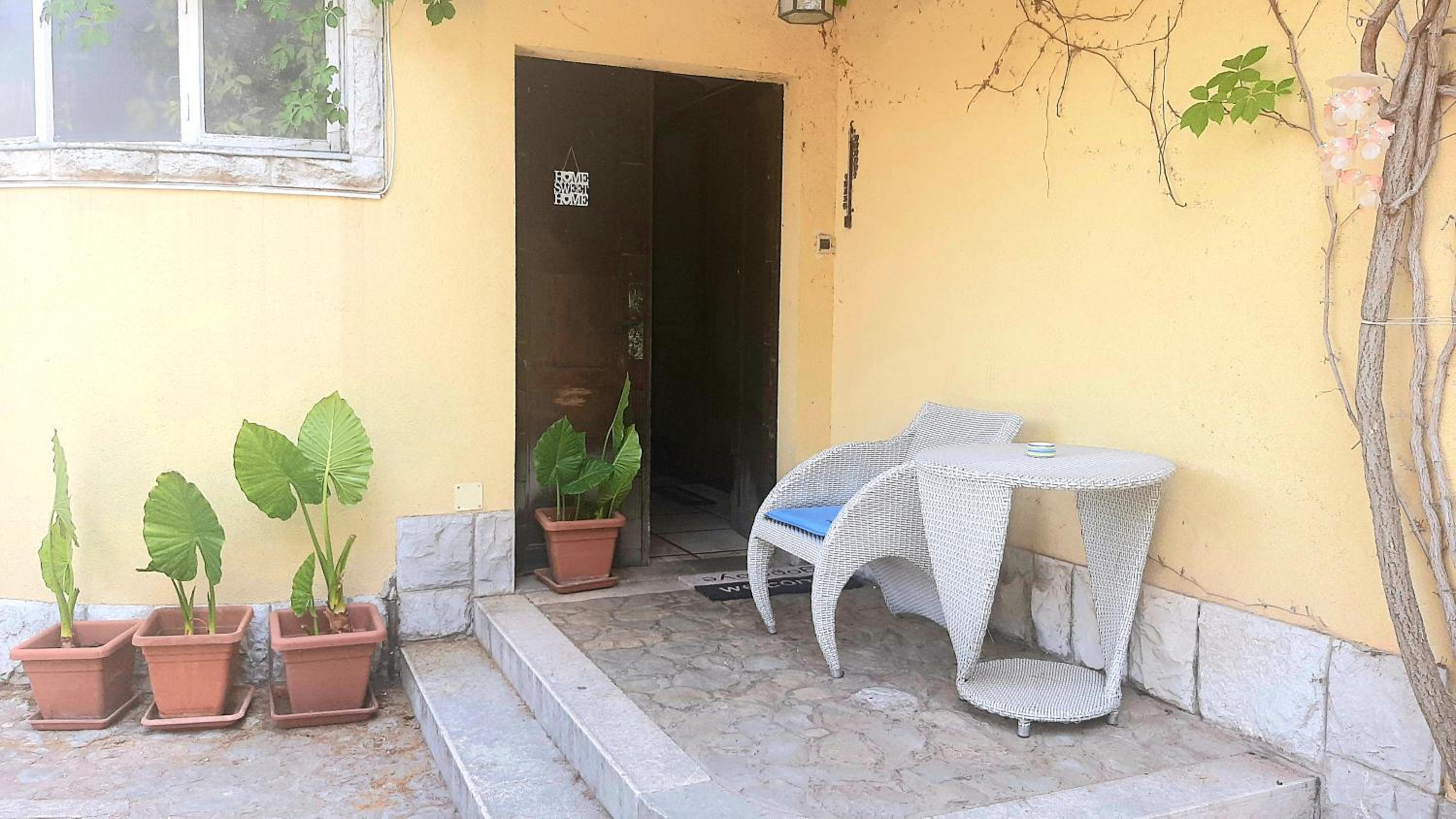 Apartment with Garden View - Photo 3