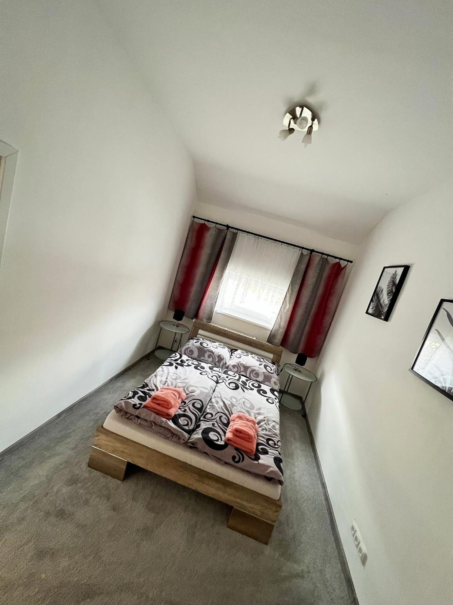 One-Bedroom Suite photo 1