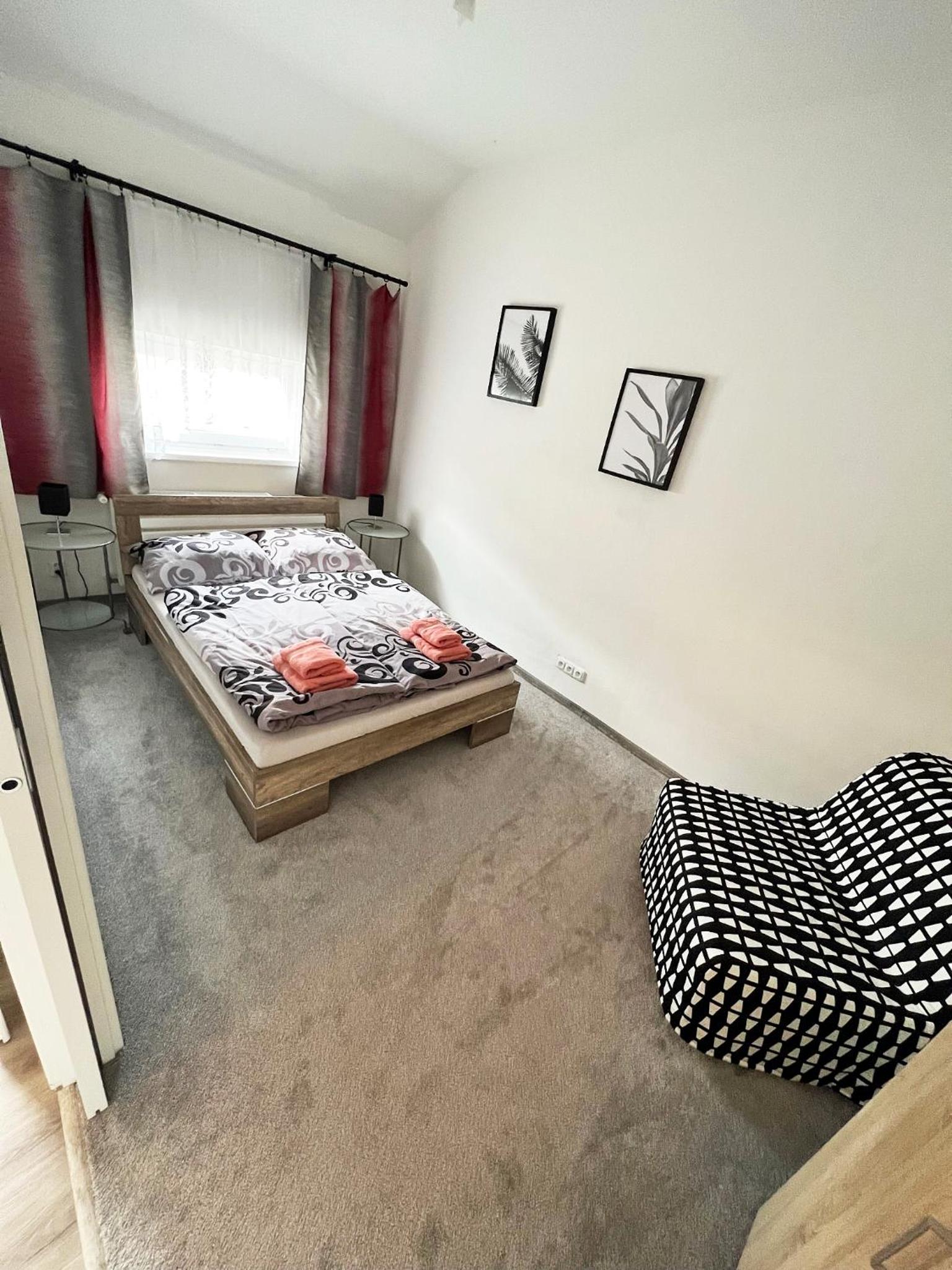 One-Bedroom Suite photo 2