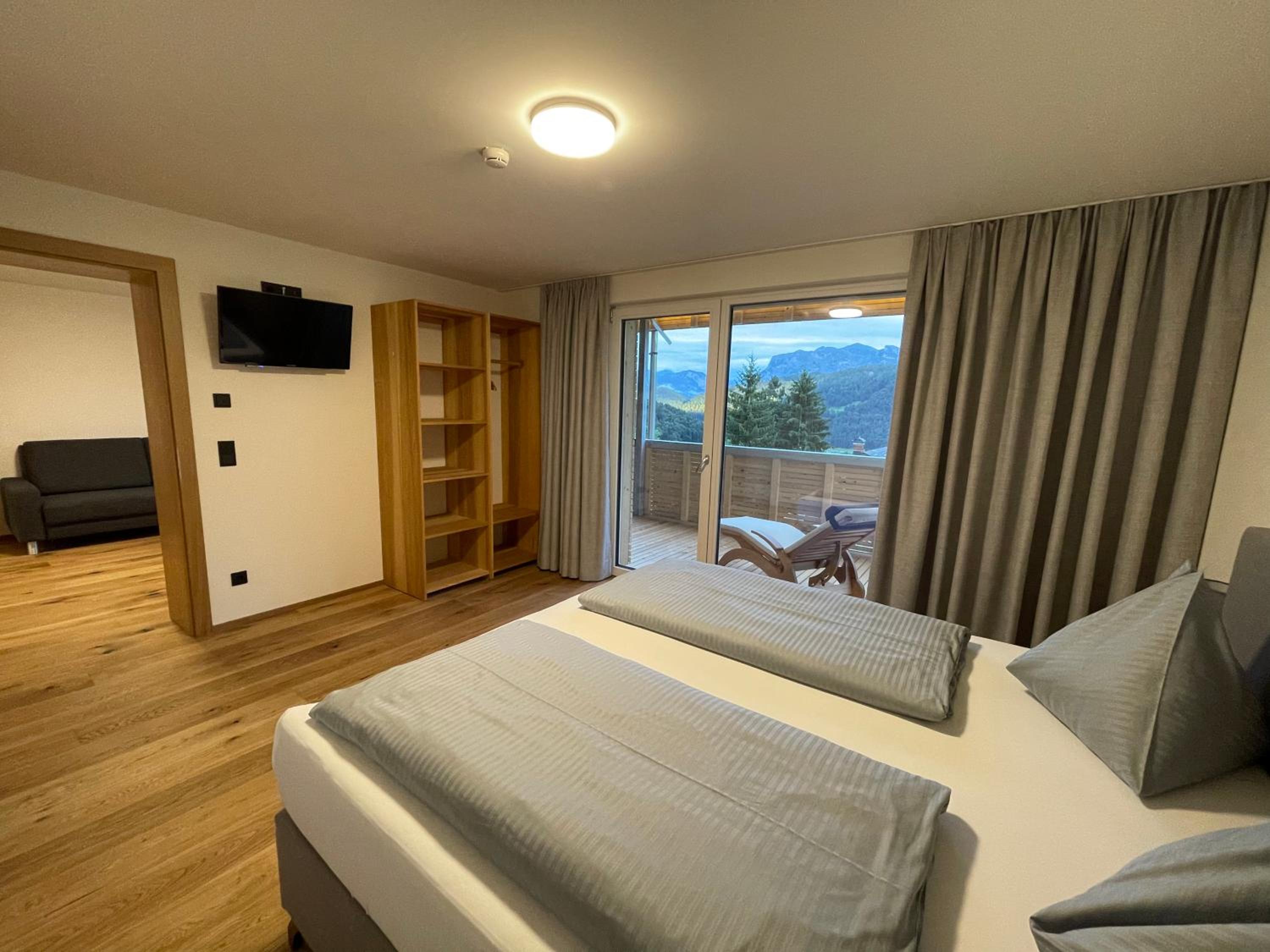 Suite with Balcony 