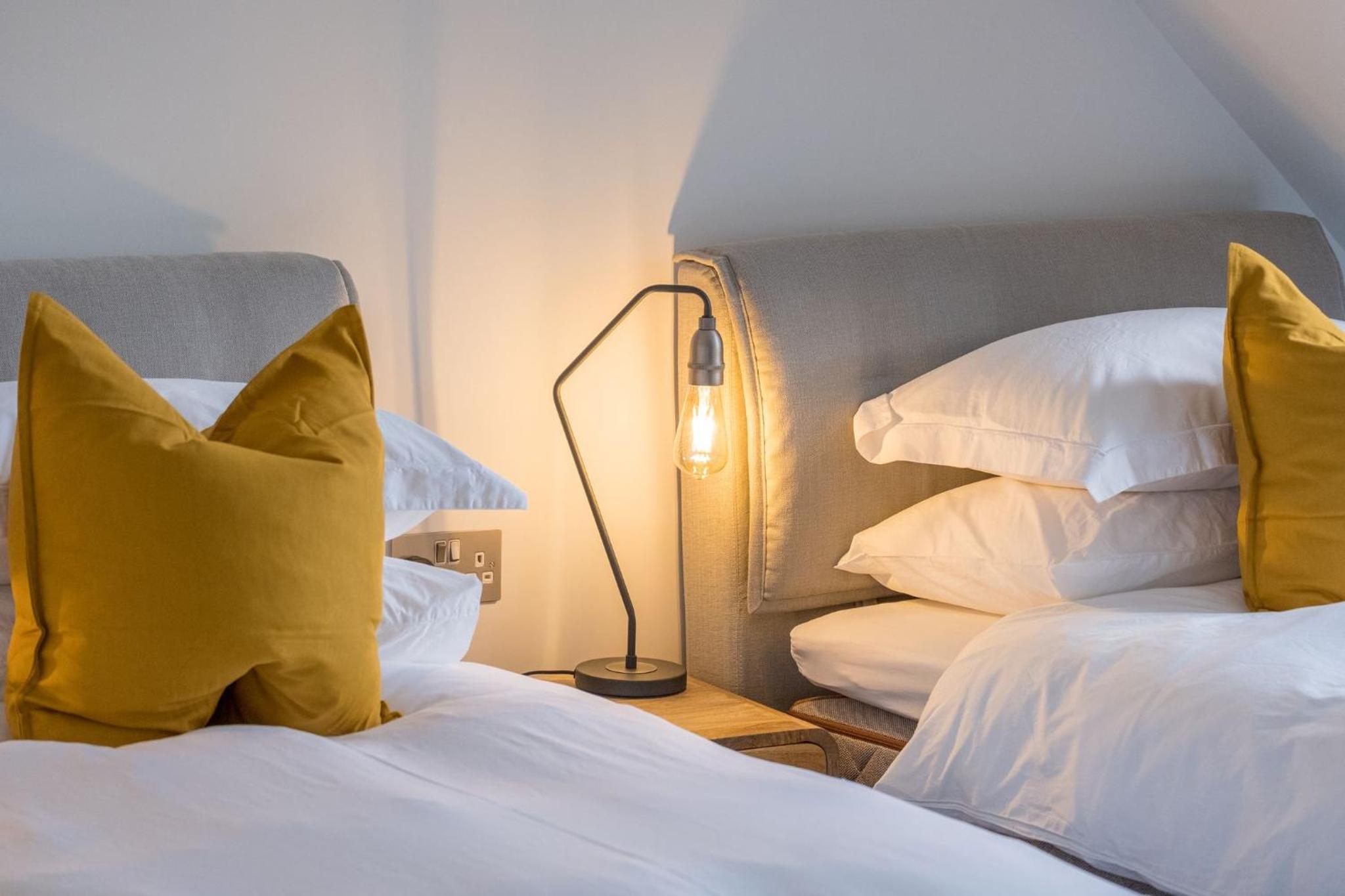 Large Double or Twin Room photo 3