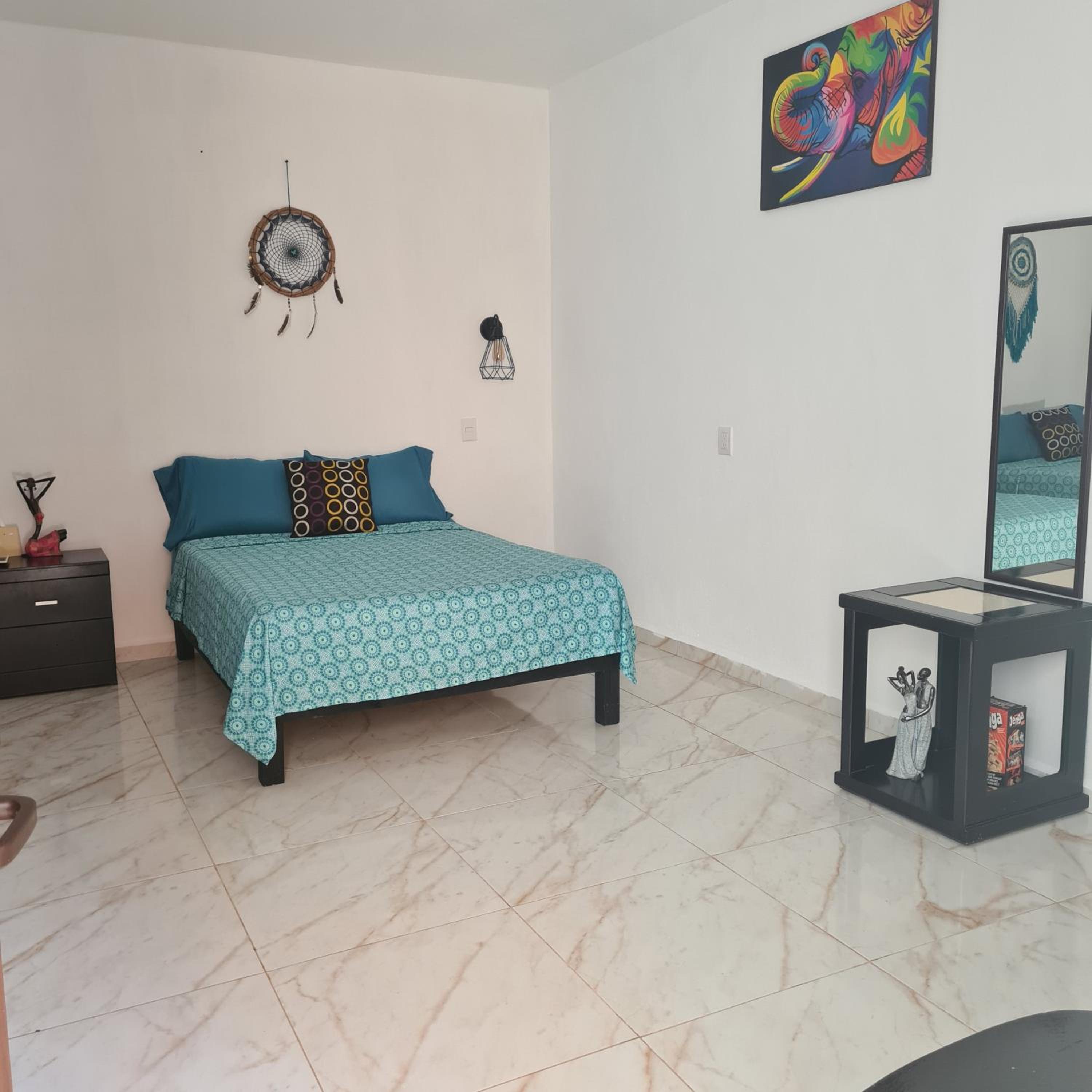 One-Bedroom Apartment - Photo 38