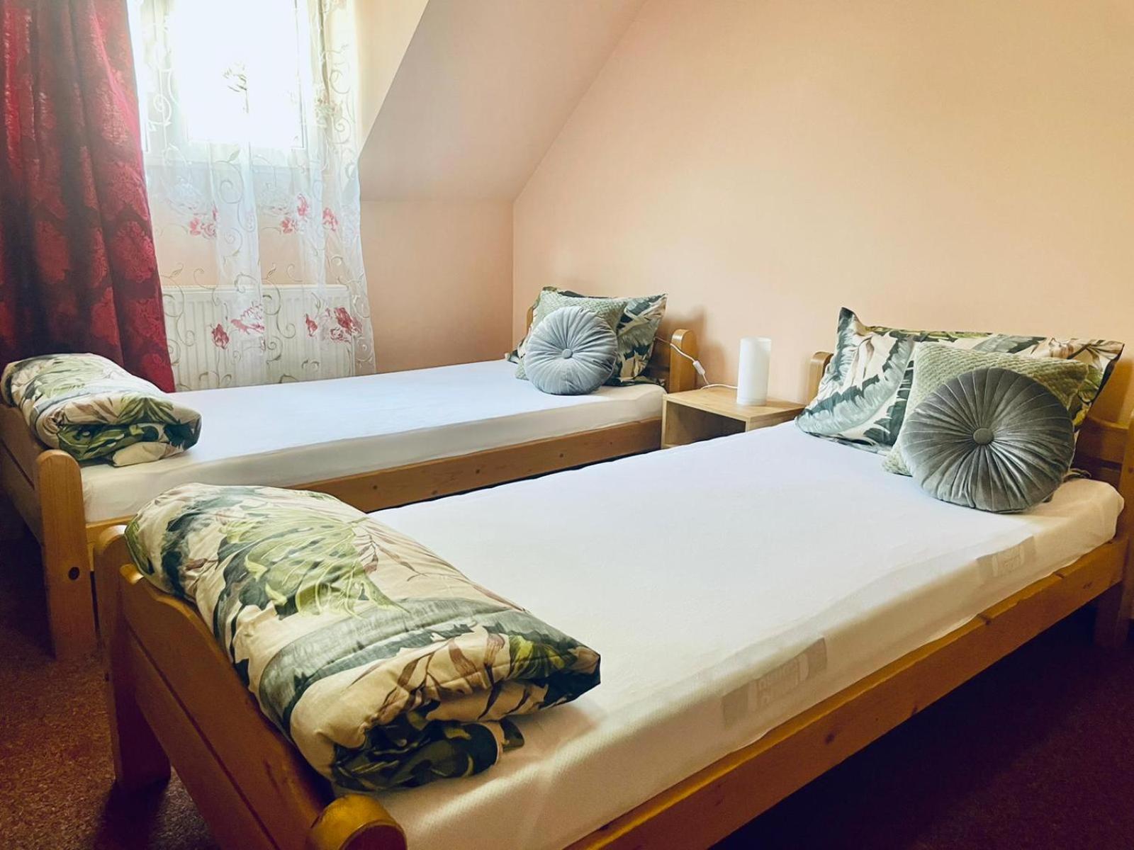 Superior Twin Room - Photo 4