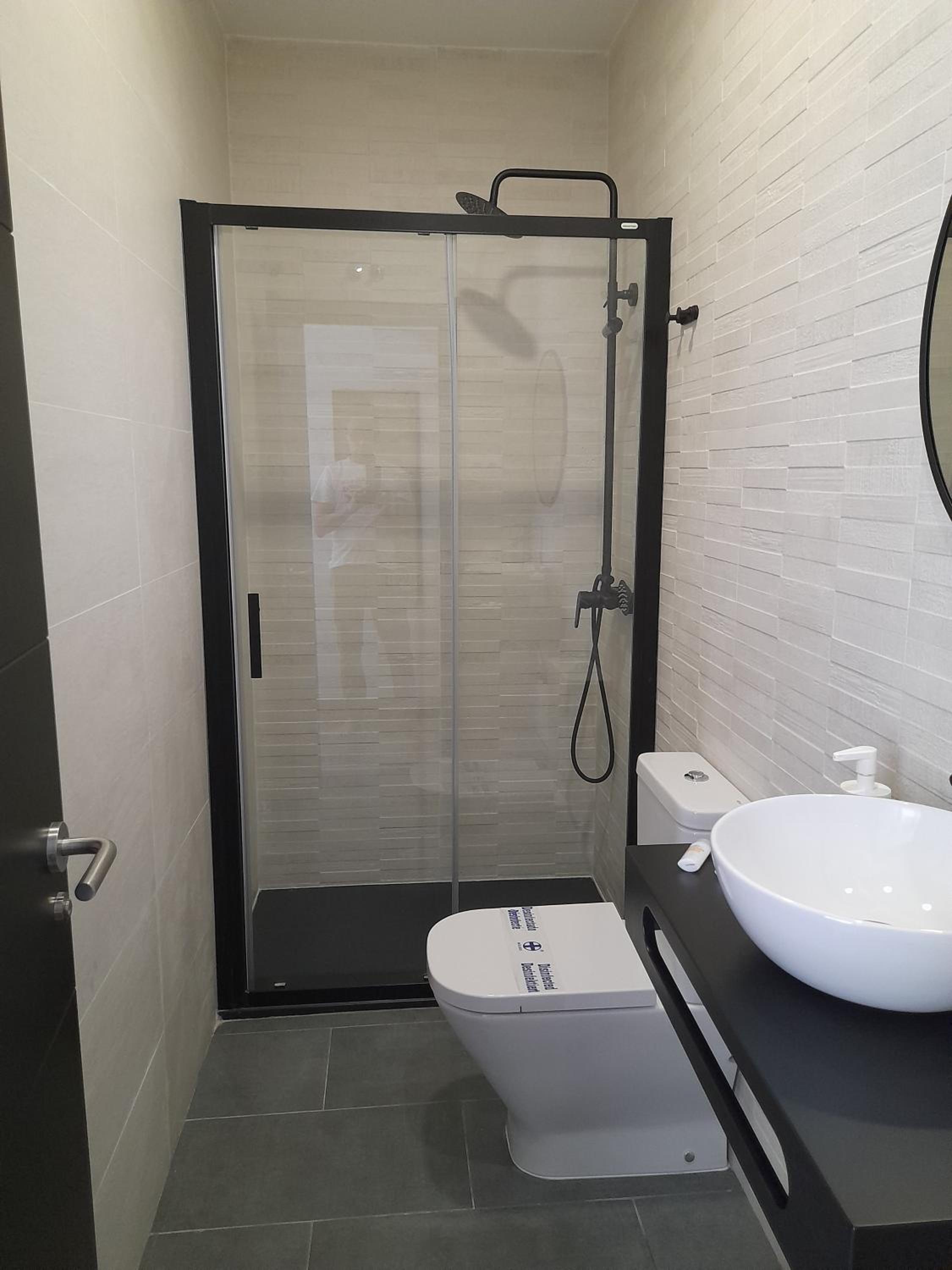 Twin Room with Private Bathroom photo 3