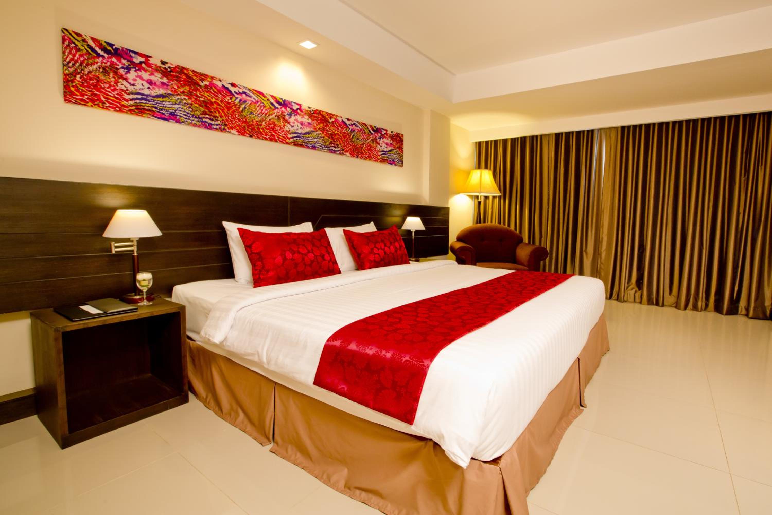 Grand Deluxe Double or Twin Room - Photo 3