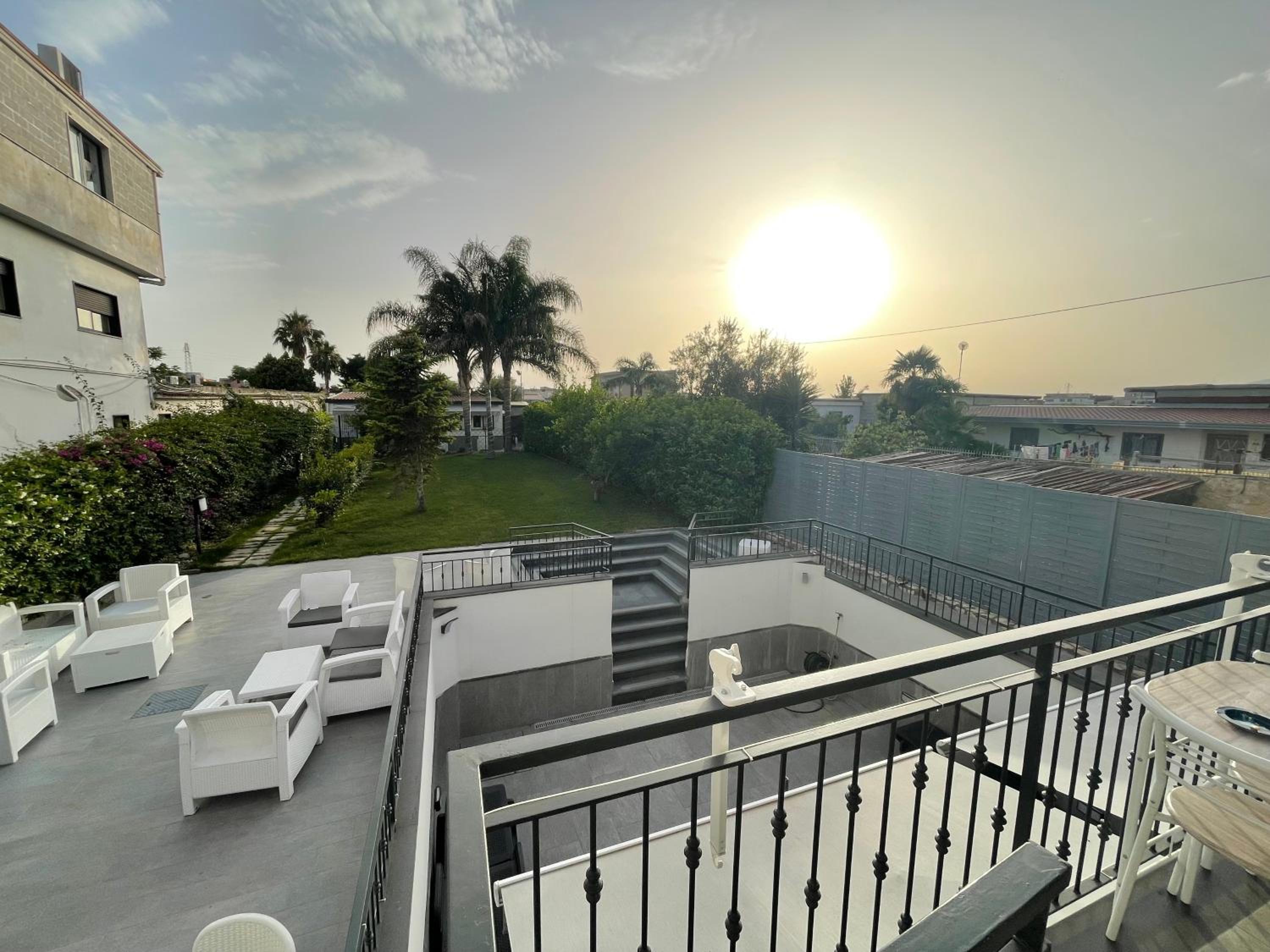 Apartment with Garden View - Photo 14