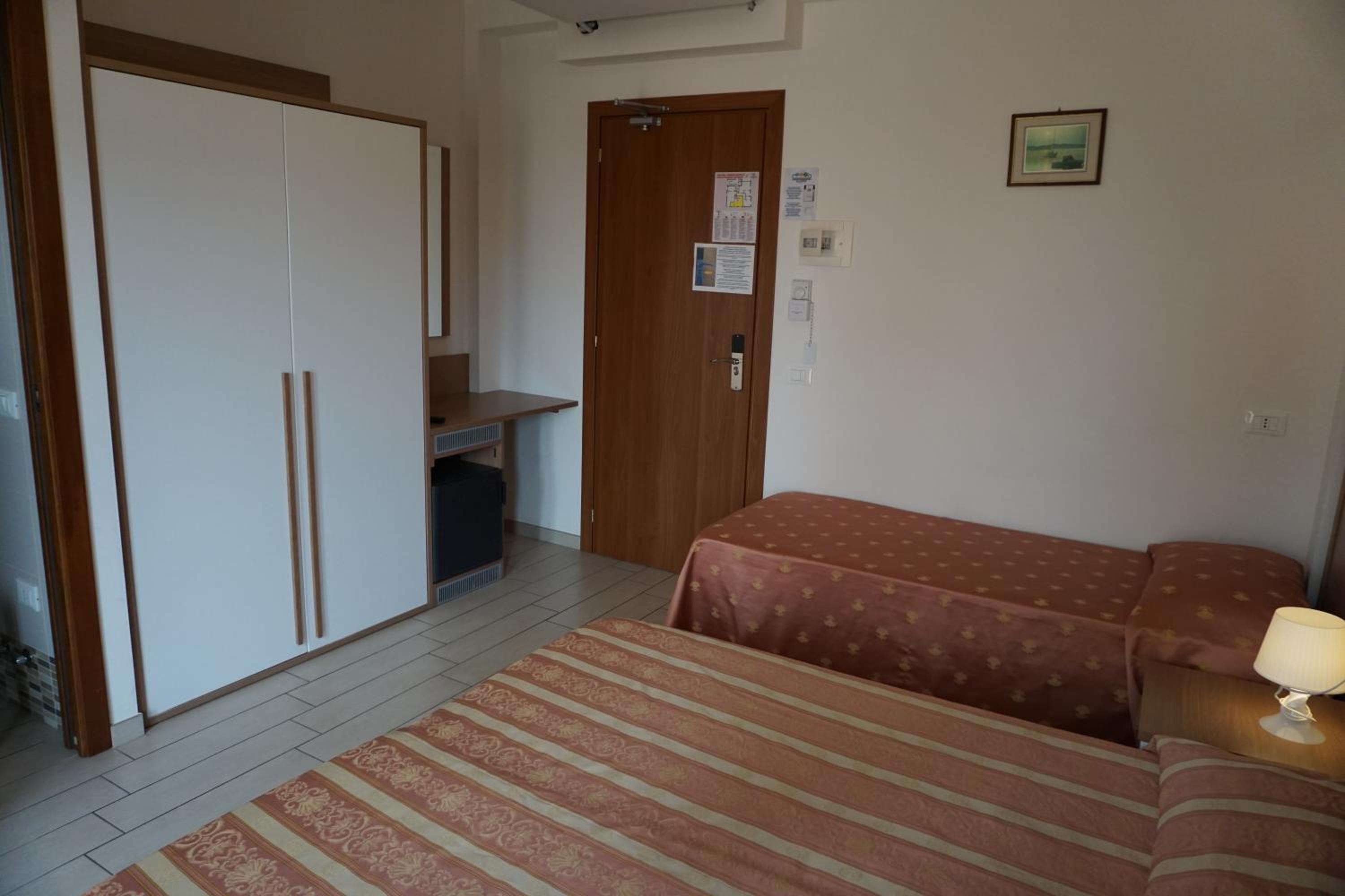 Triple Room photo 2