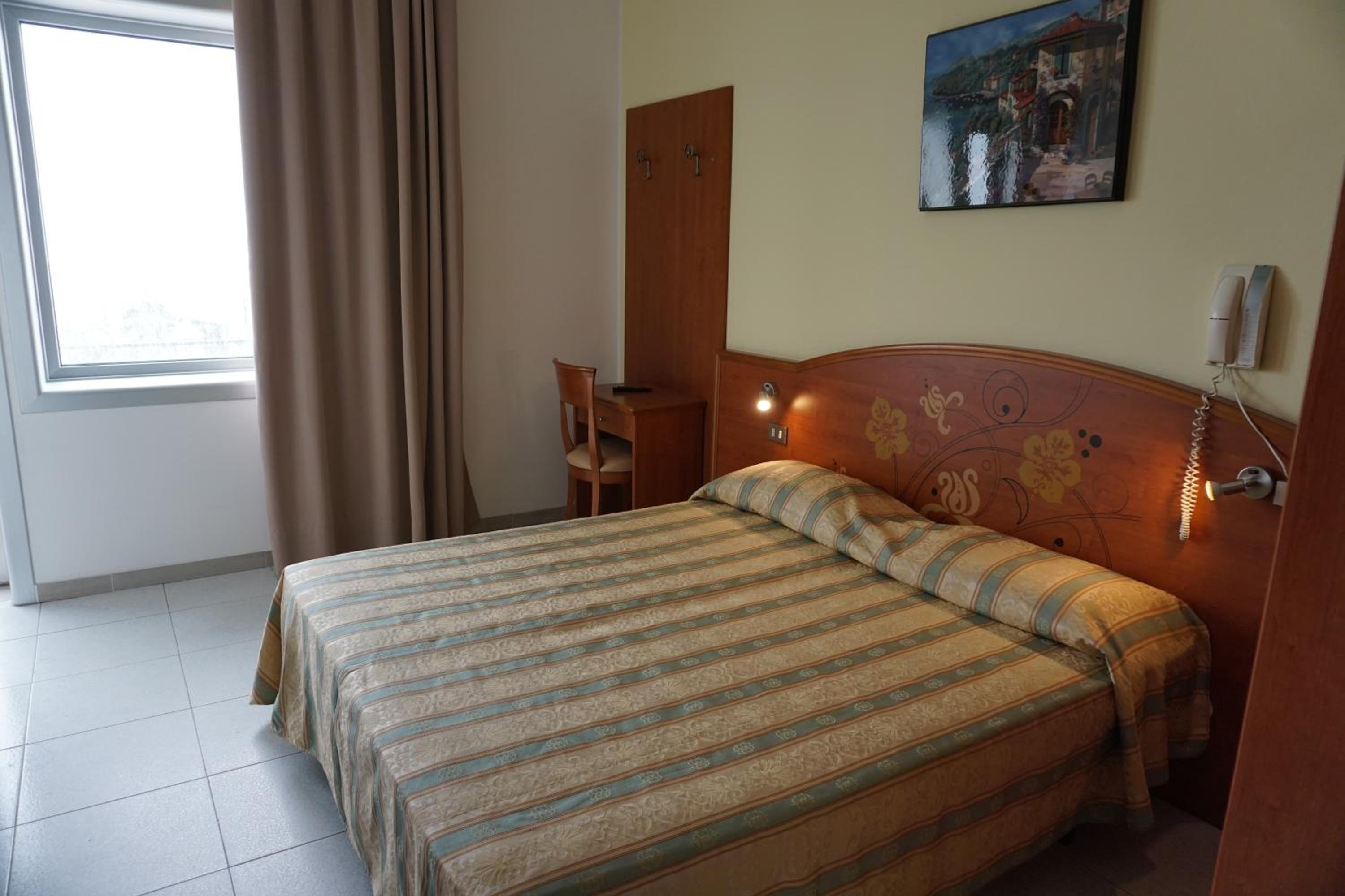 Double or Twin Room with Front Sea View photo 1