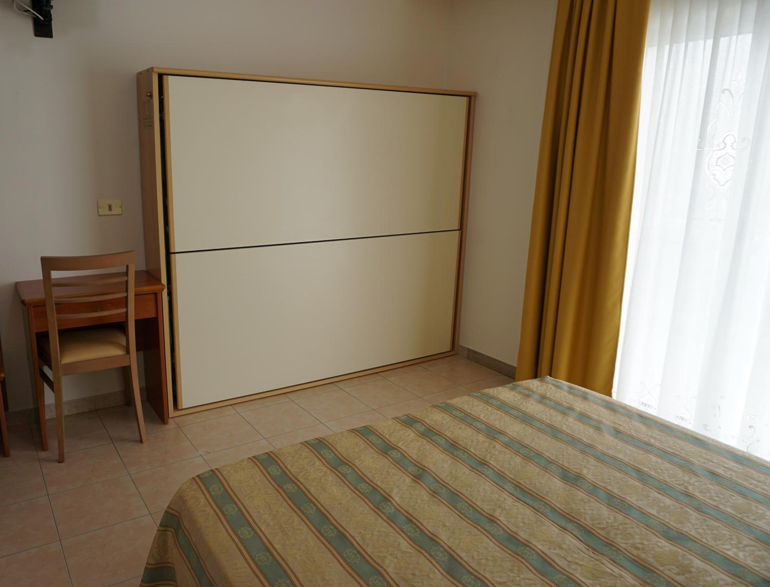 Triple Room with Front Sea View photo 1