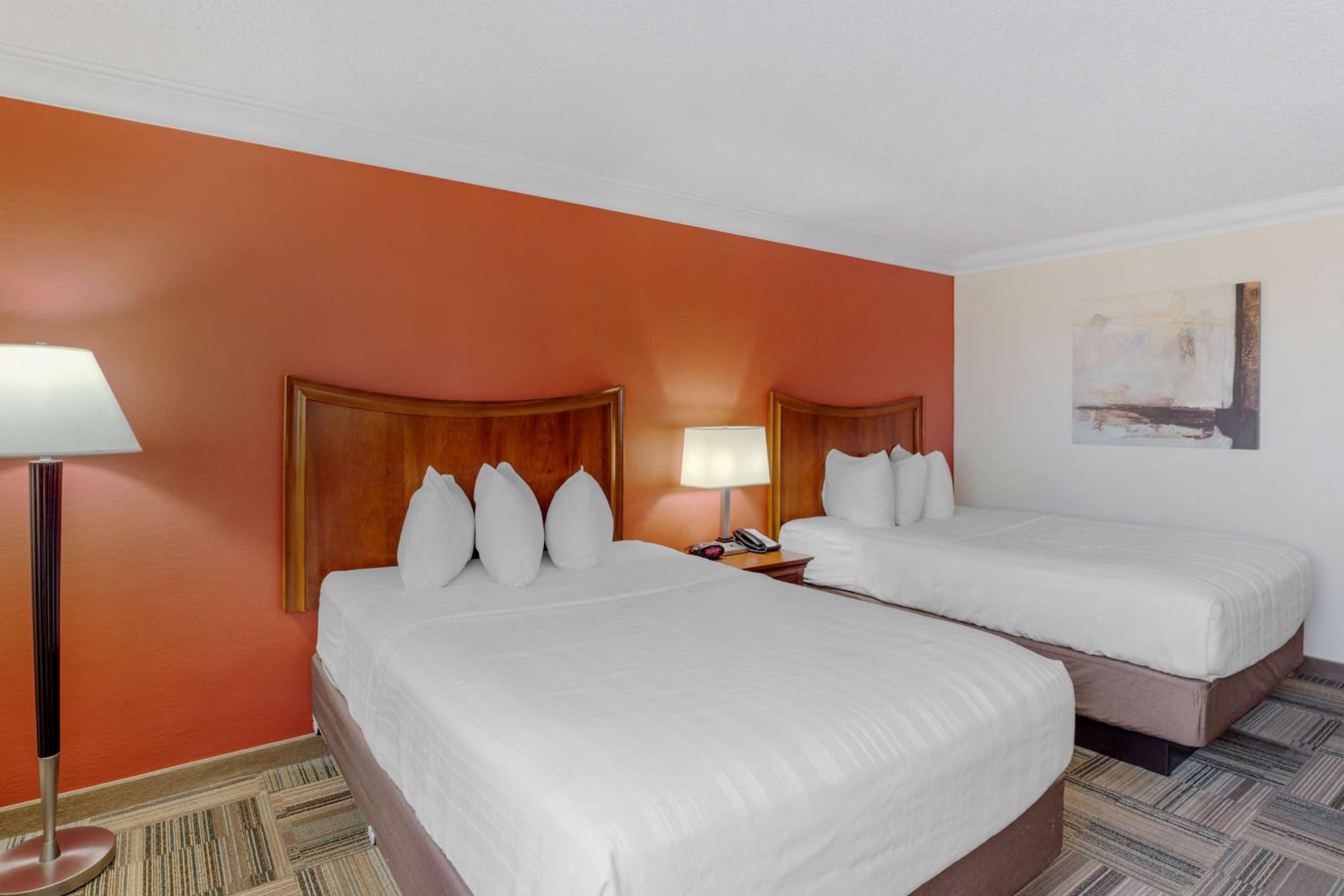 Queen Room with Two Queen Beds - Photo 1