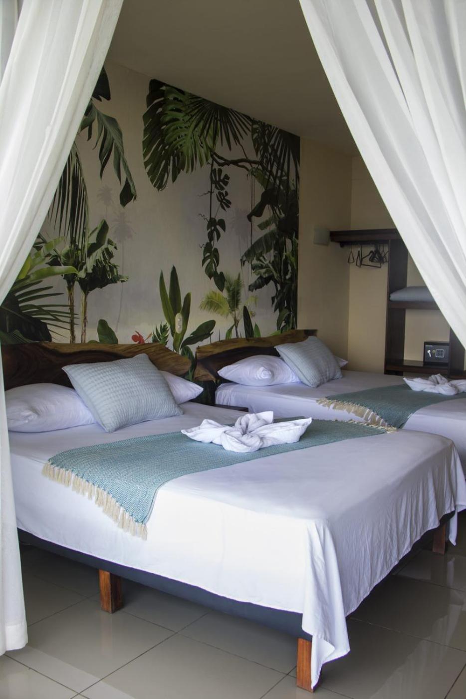 Deluxe Room - Photo 44
