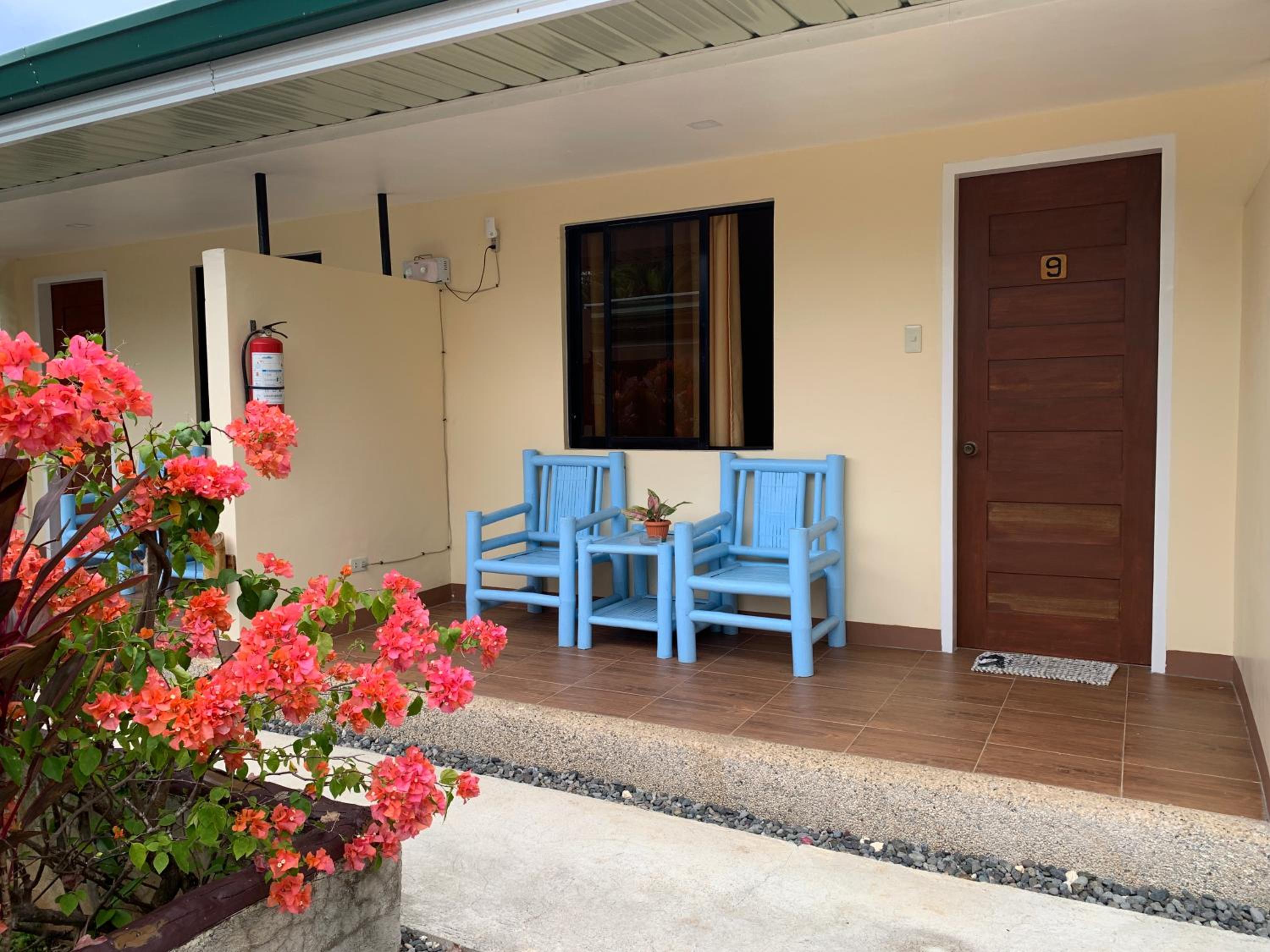 Standard Double Room - Photo 15