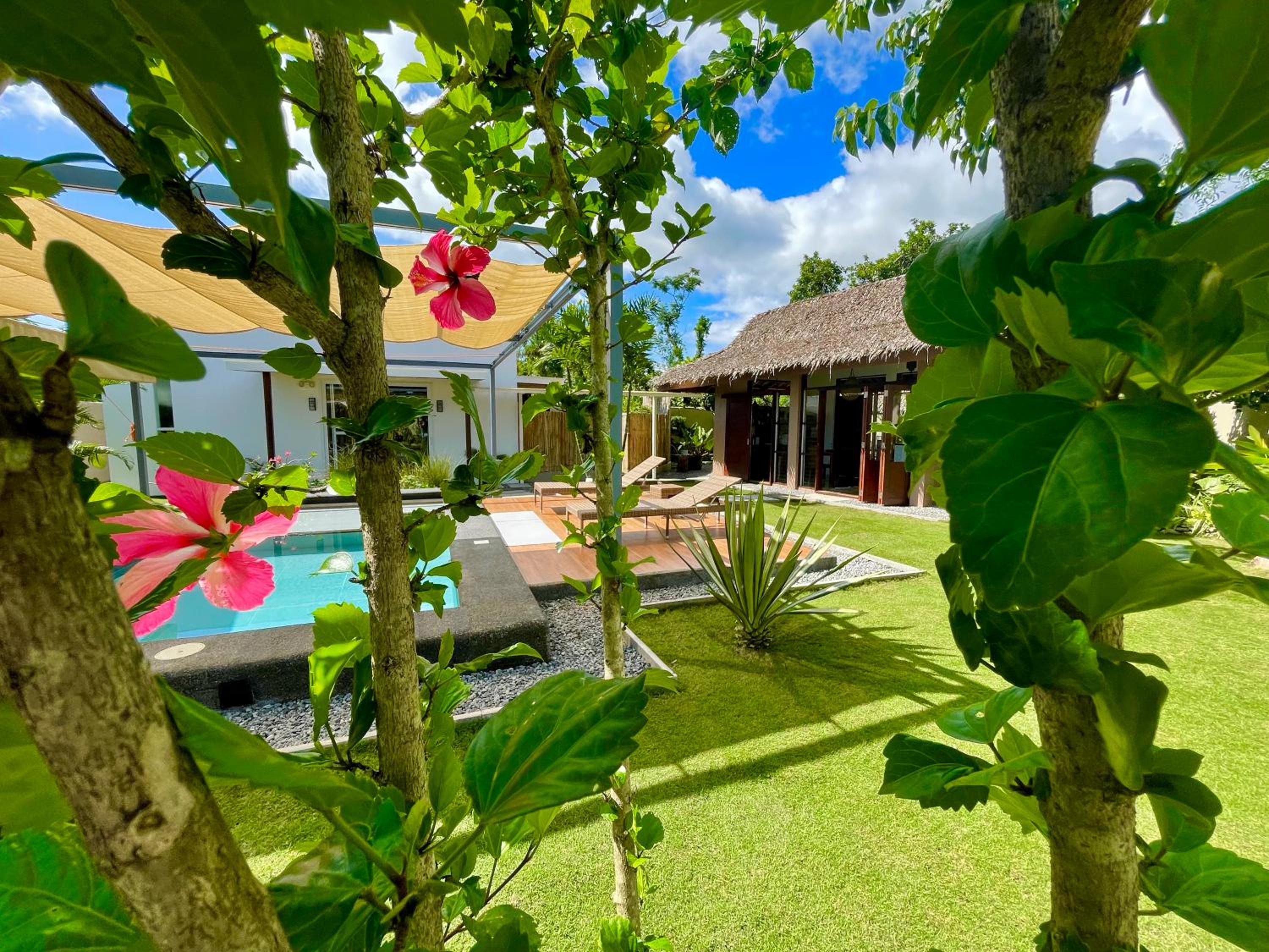 One-Bedroom Villa with Private Pool - Photo 18