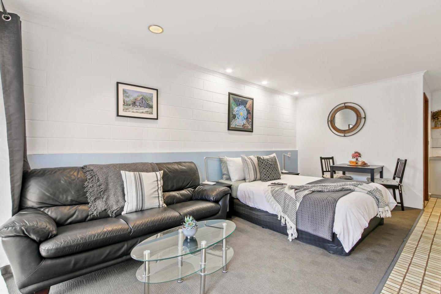 Deluxe Queen Room photo 1