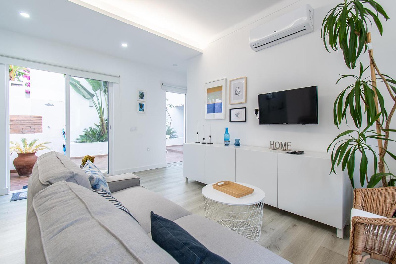 Apartment with Garden View