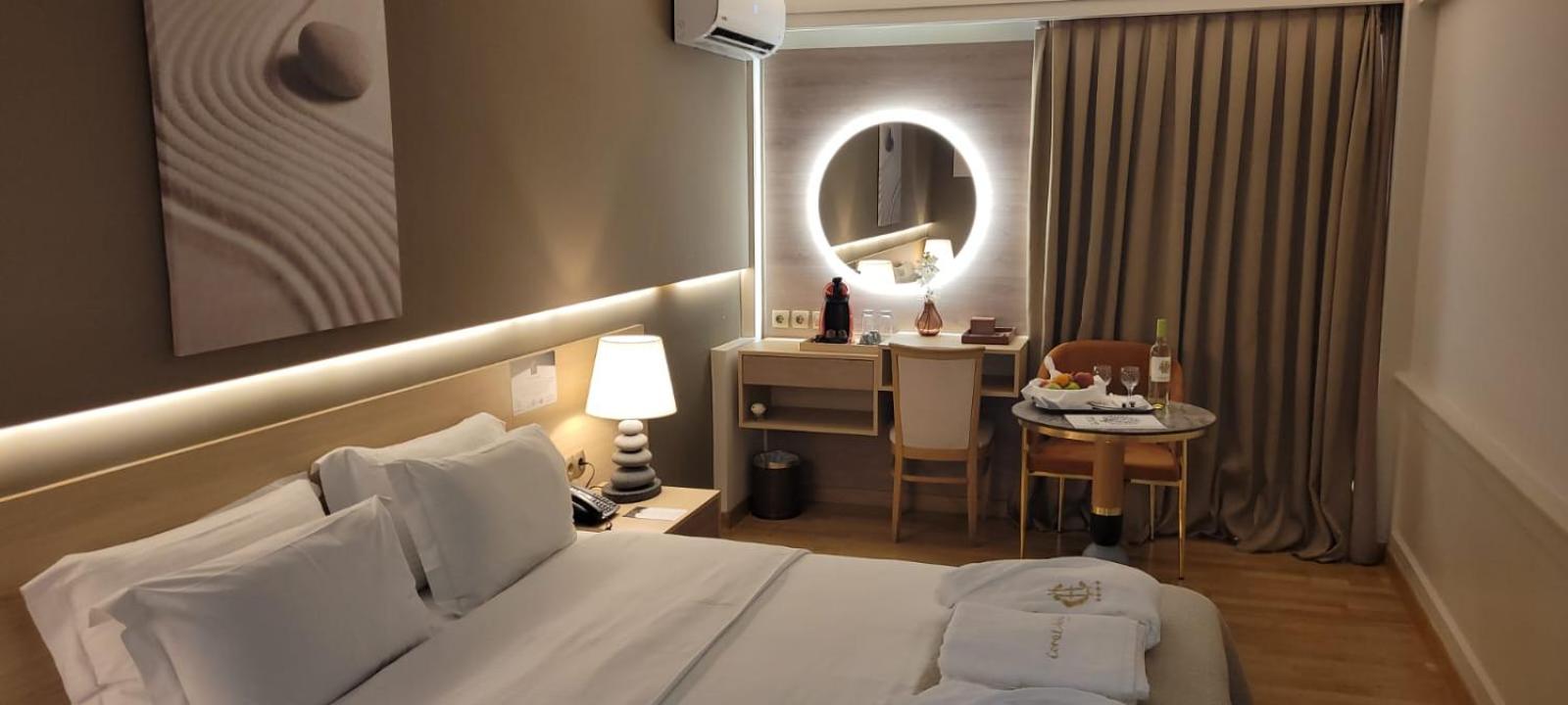 Double Room with Sea View photo 2