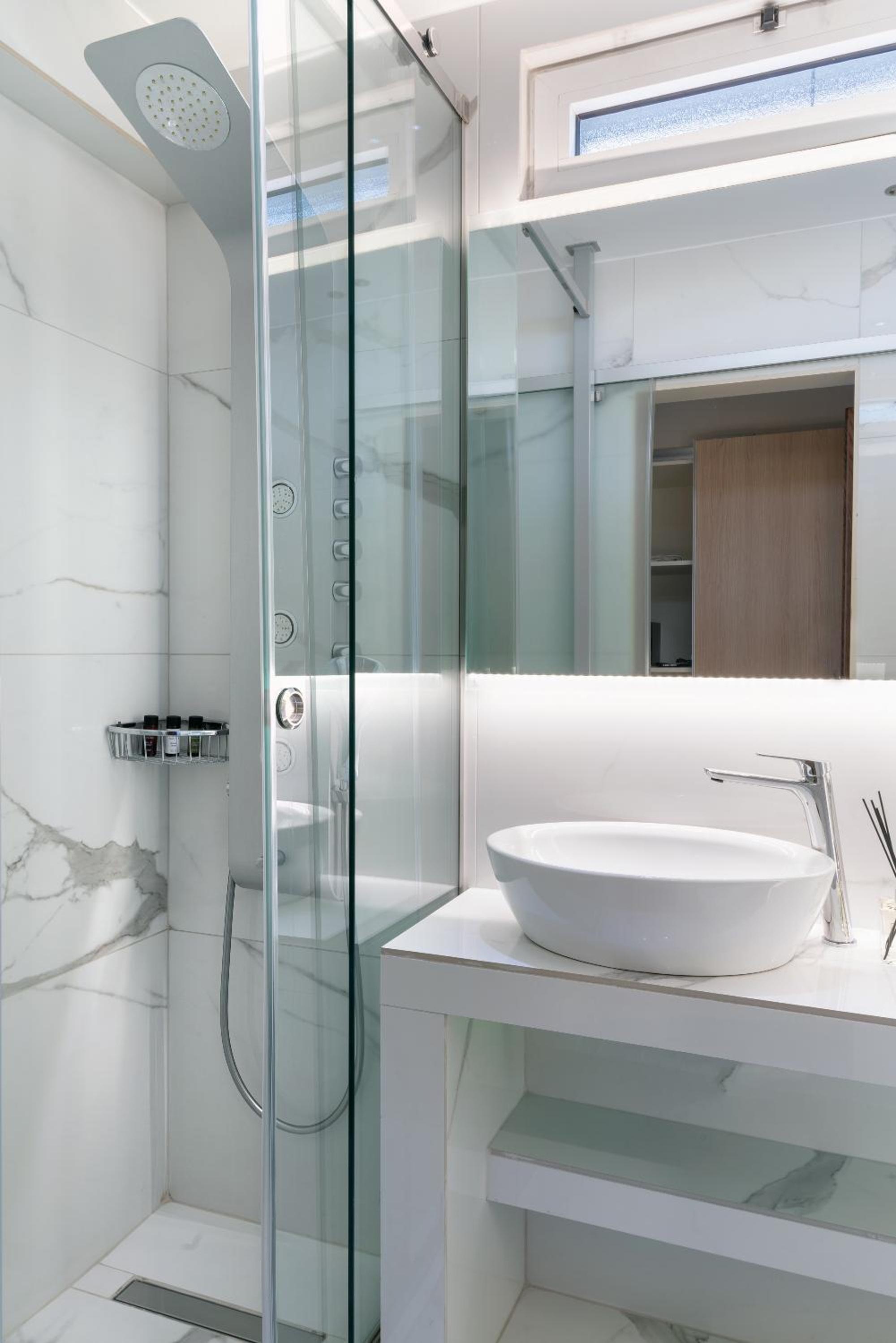 Junior Suite with Sea View photo 2