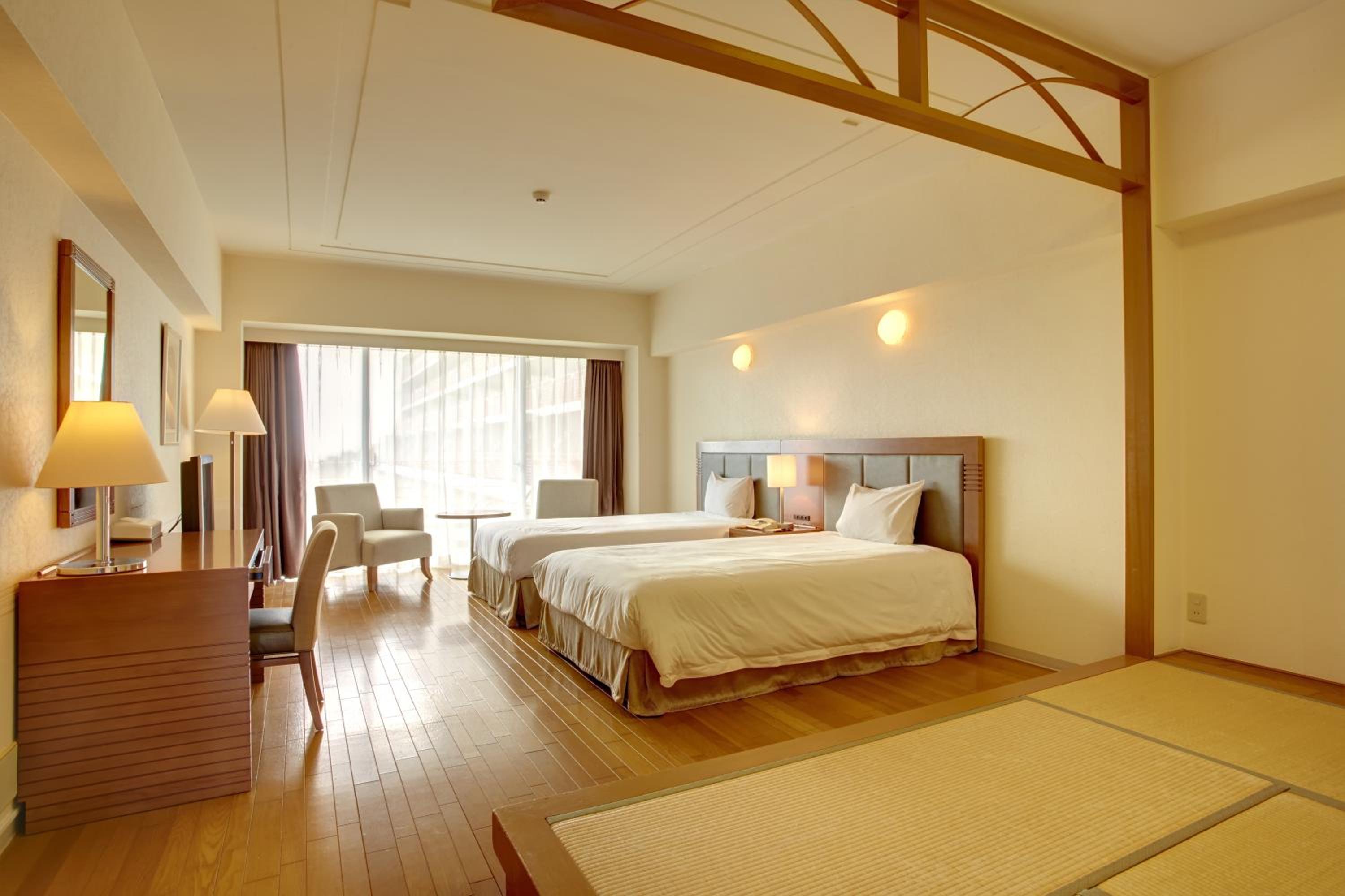 Superior Family Room with Tatami Area - Non-Smoking photo 1