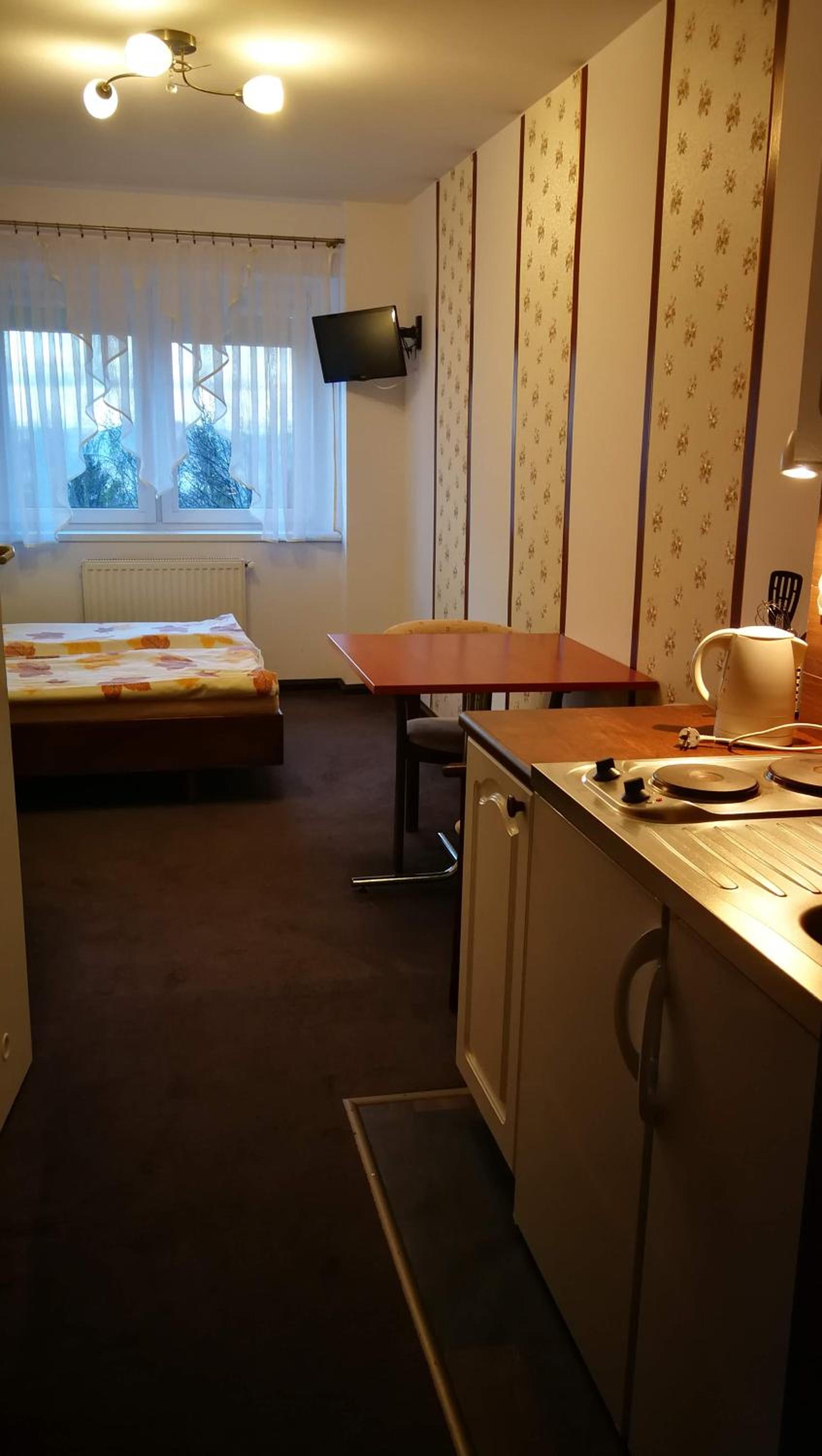 Double or Twin Room - Photo 14