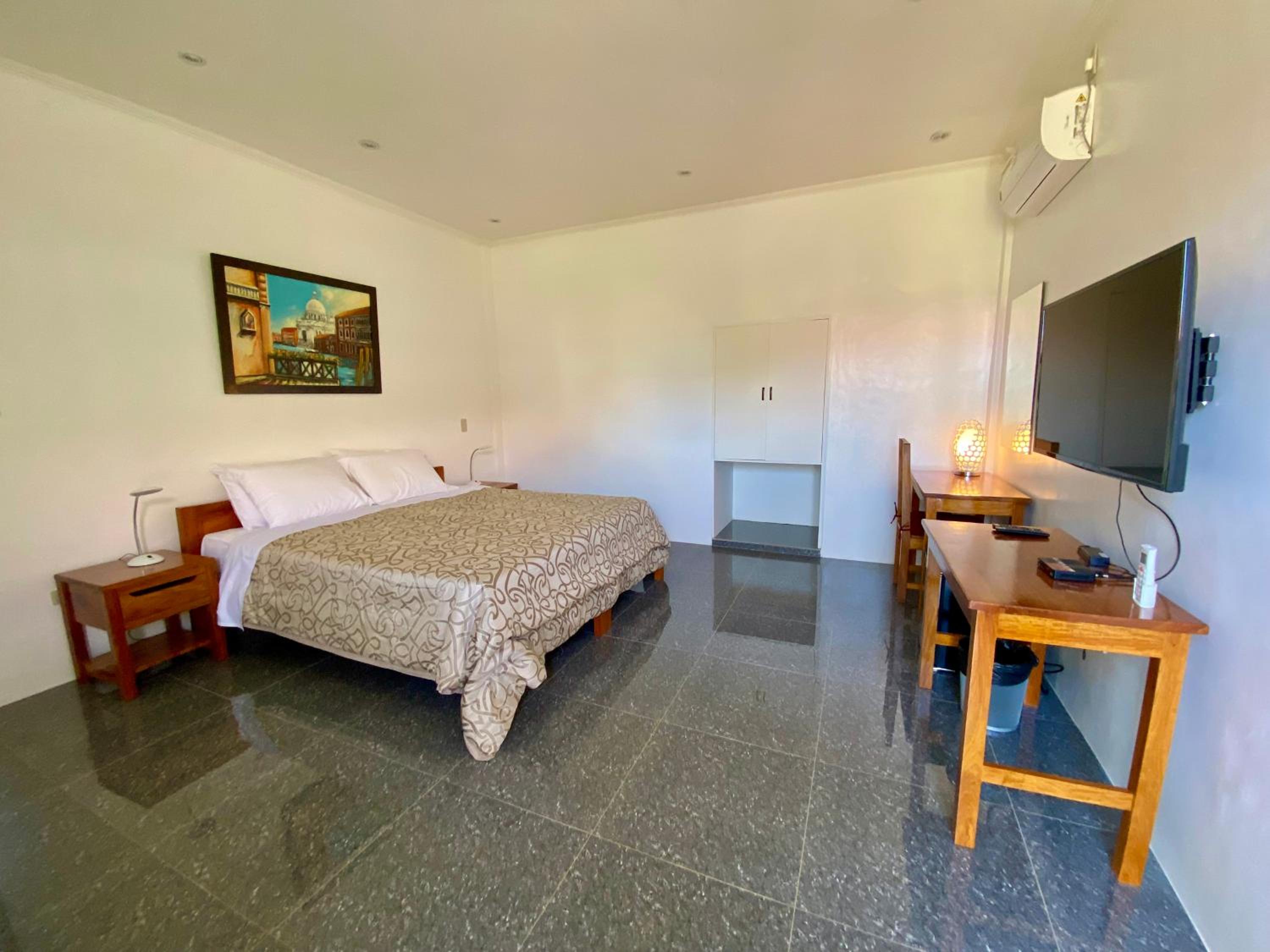 Deluxe Bungalow - Photo 1