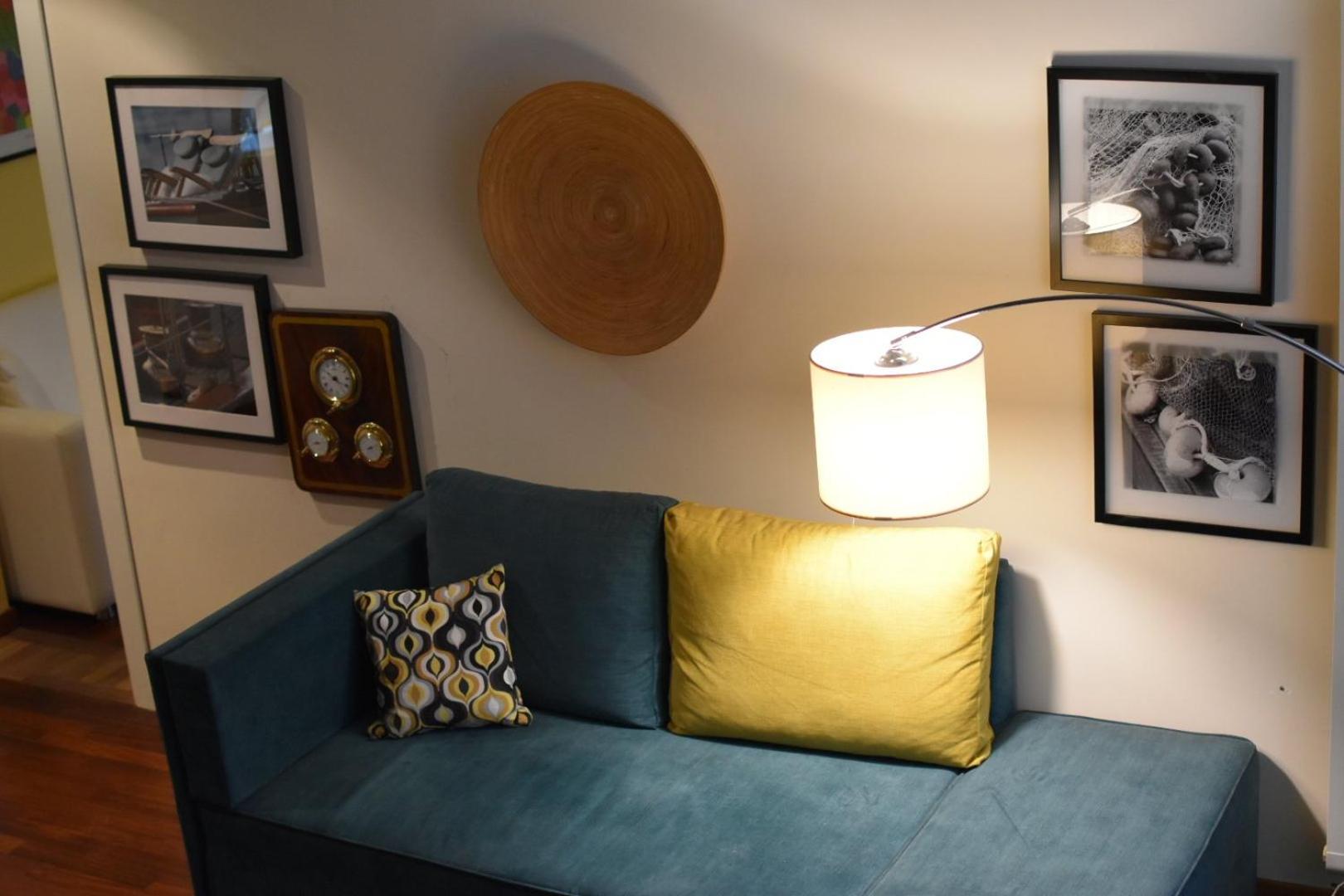 Superior Family Room - Photo 7