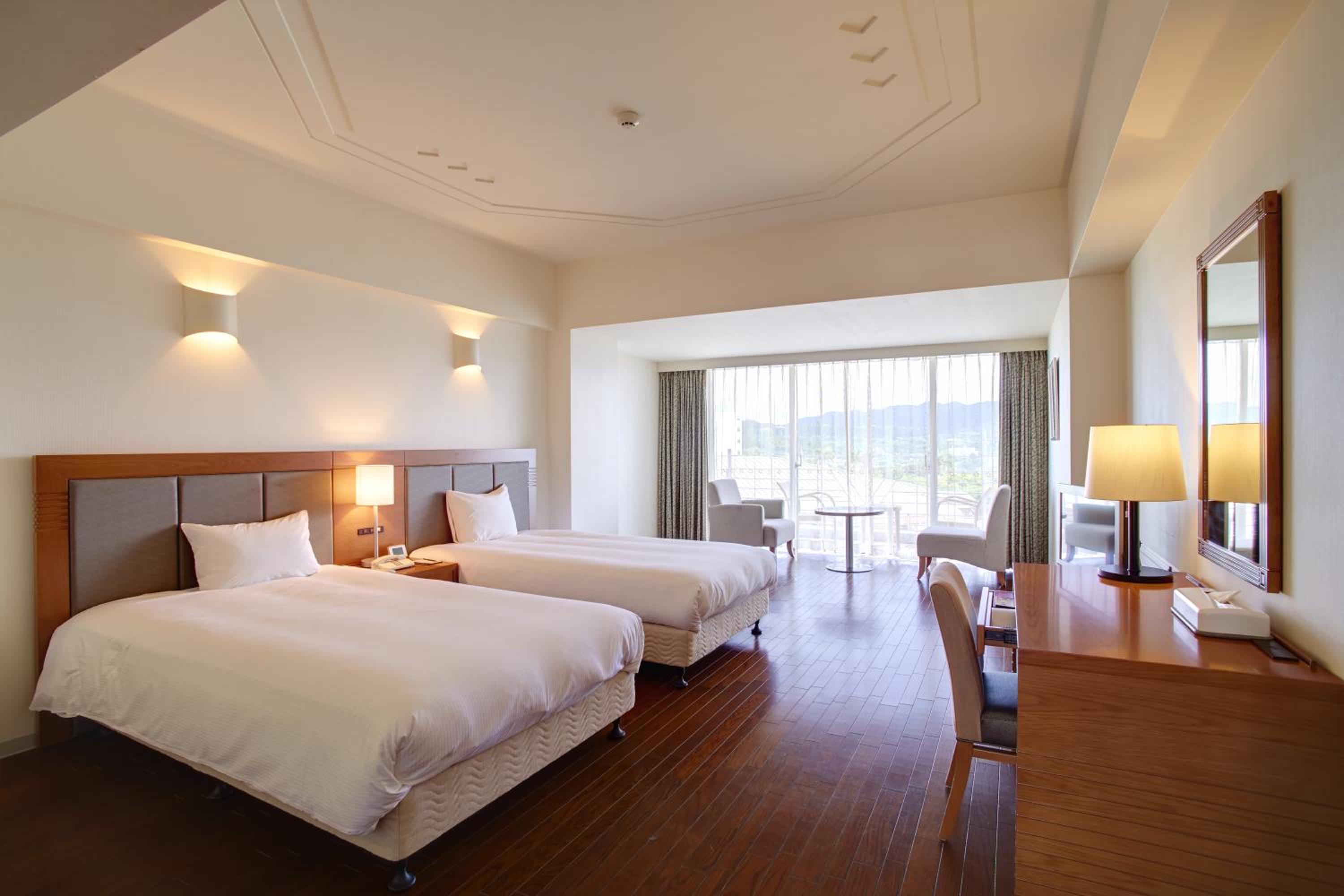 Superior Twin Room - Non-Smoking photo 3
