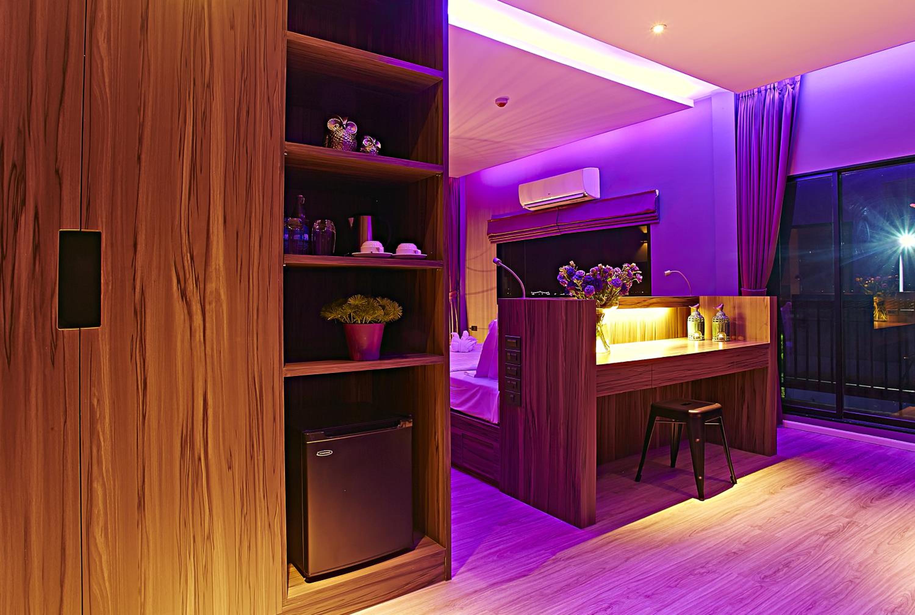 Deluxe Double Room - Photo 10