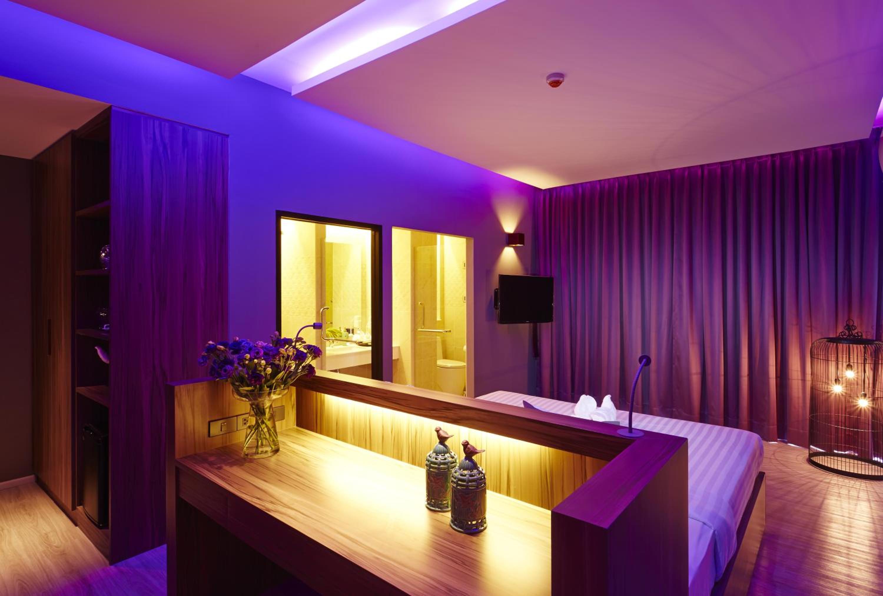 Deluxe Double Room - Photo 12