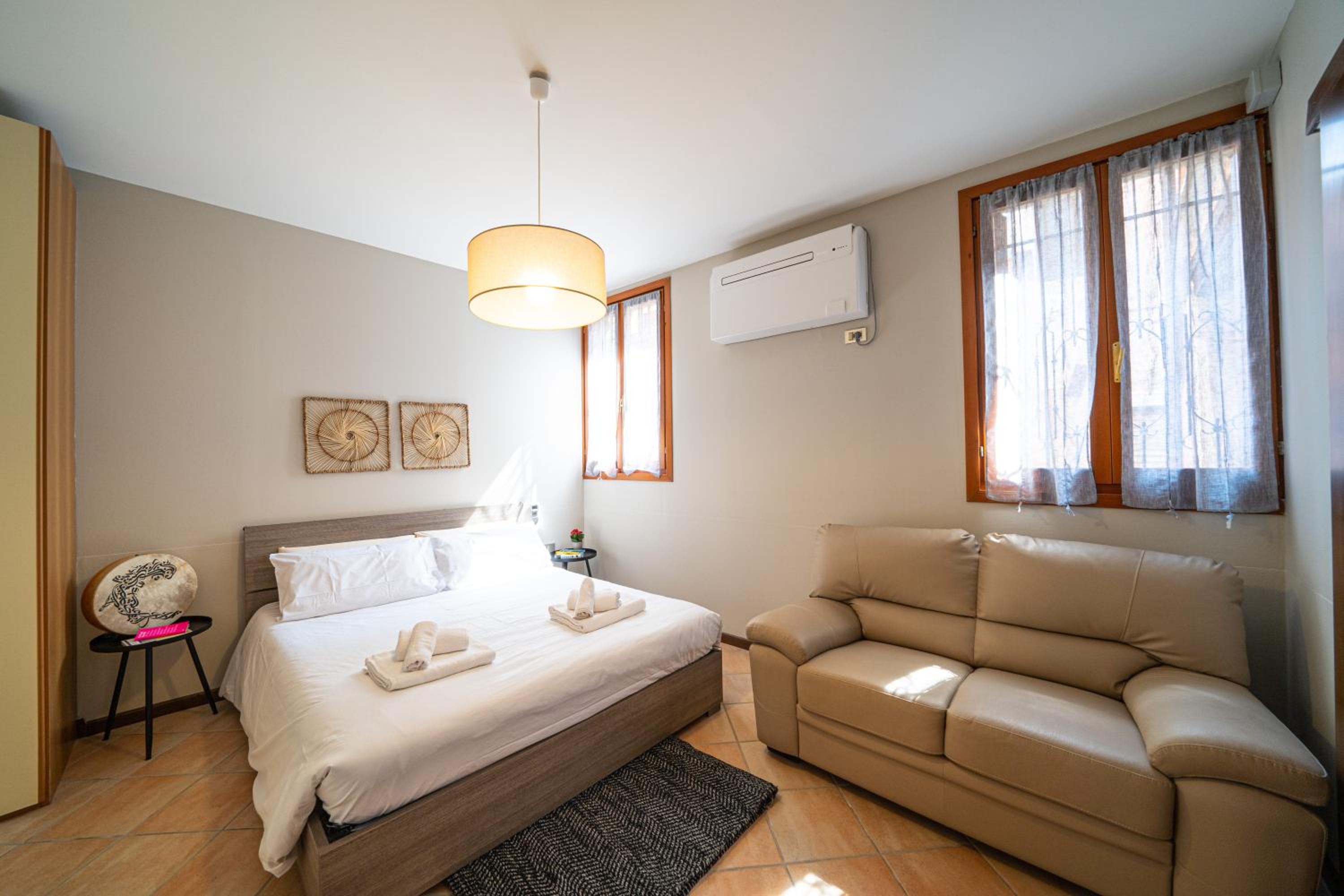 Apartment photo 3