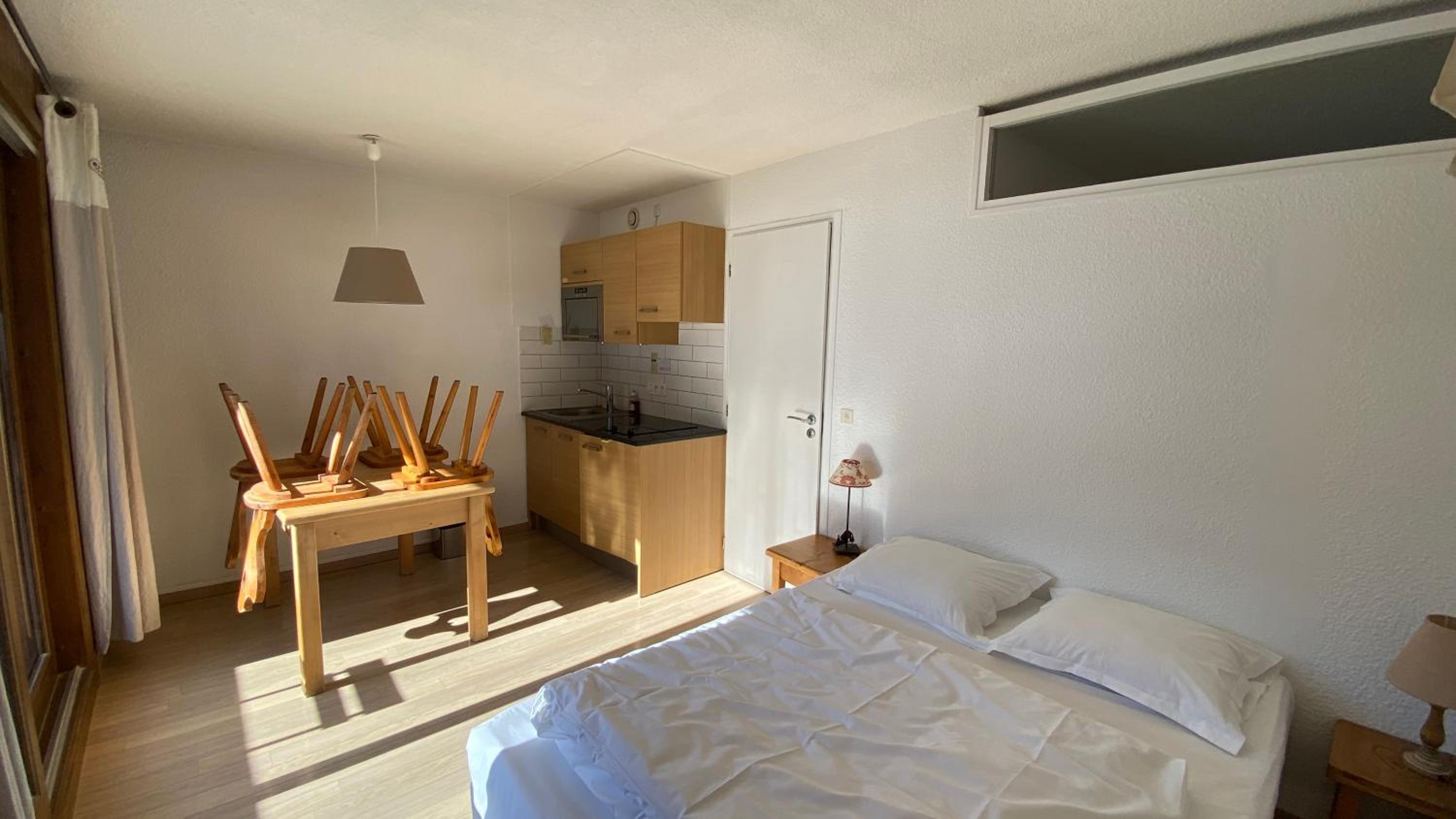 Apartment photo 3