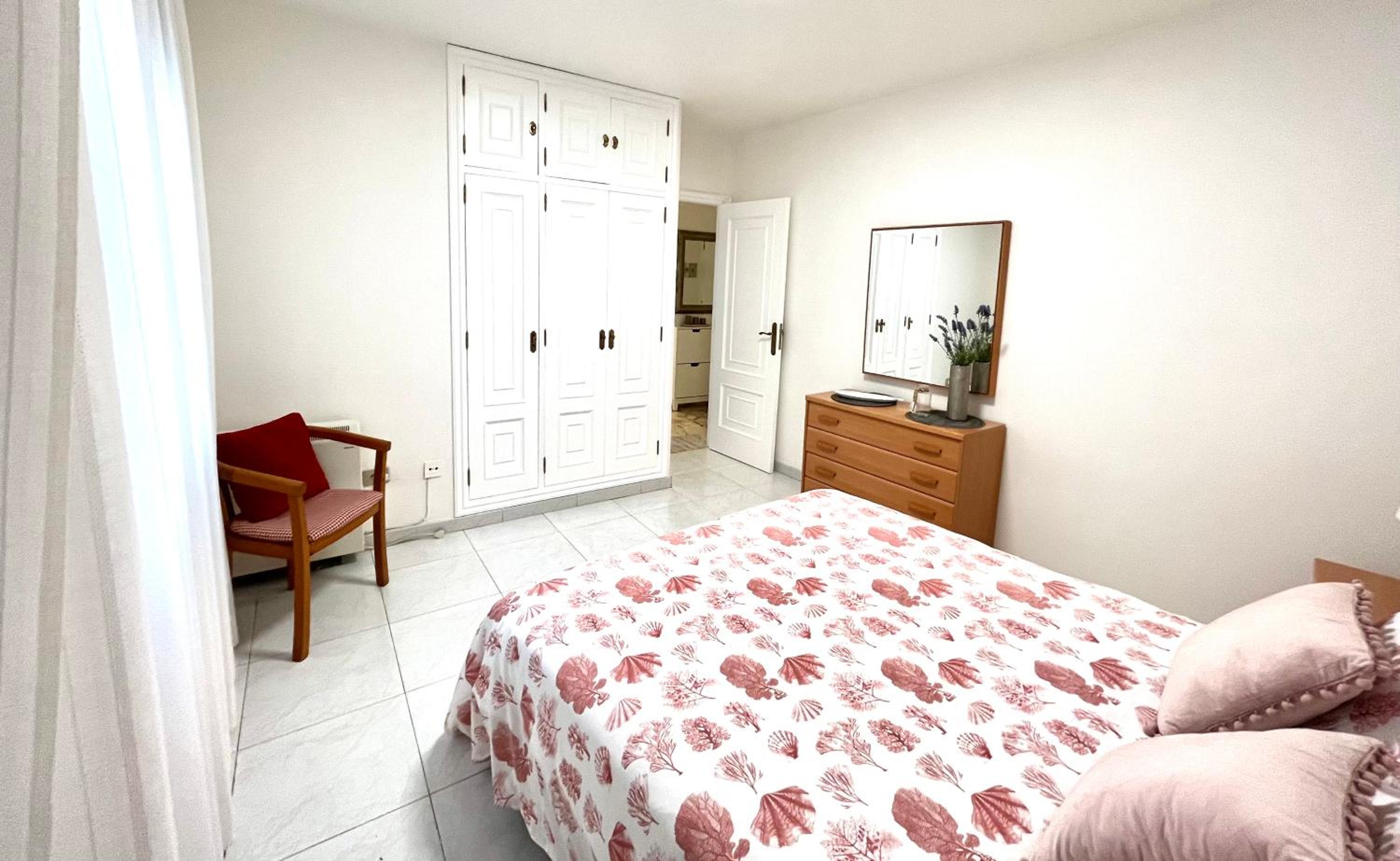 Two-Bedroom Apartment photo 2