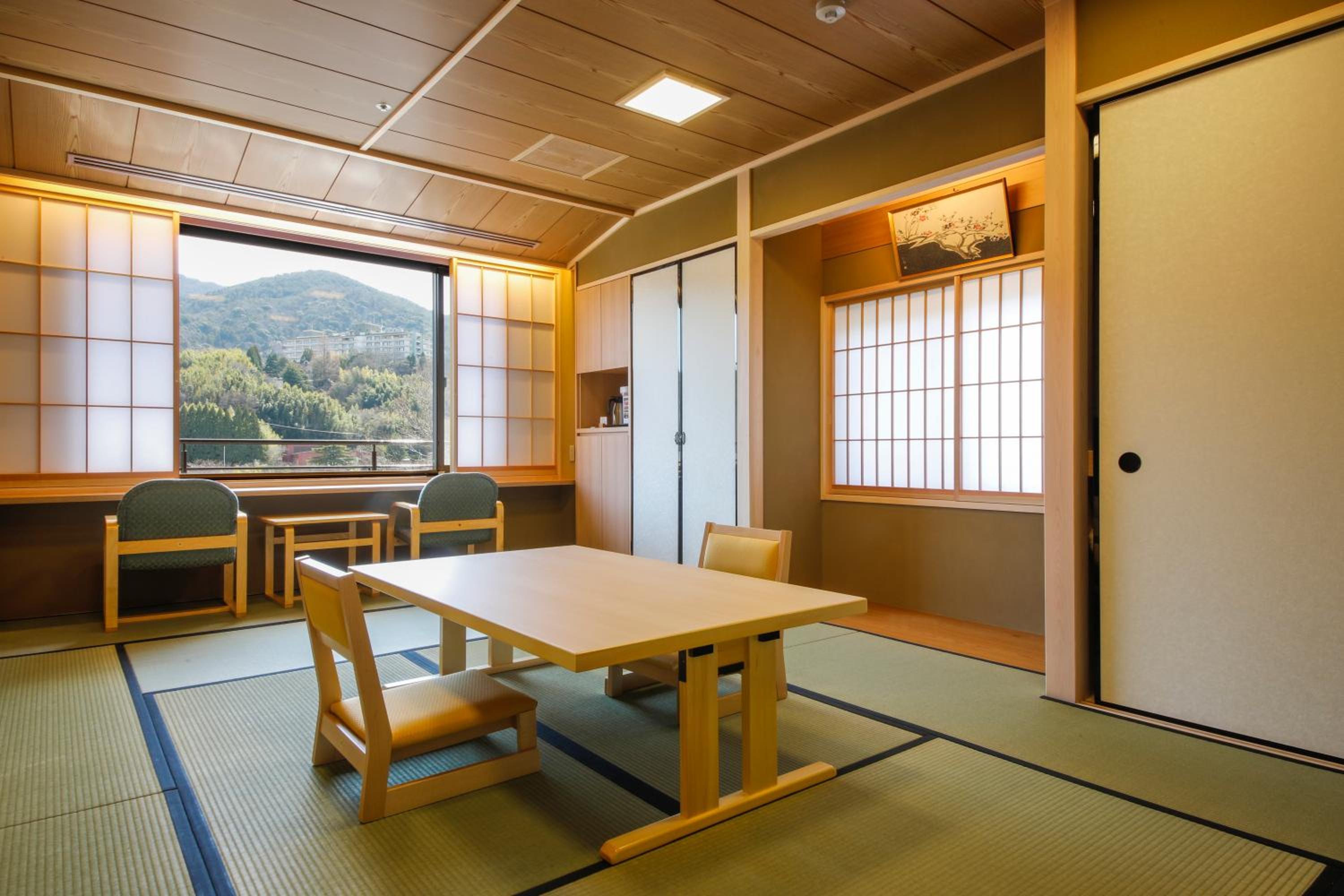 Japanese-Style Deluxe Room - Non Smoking