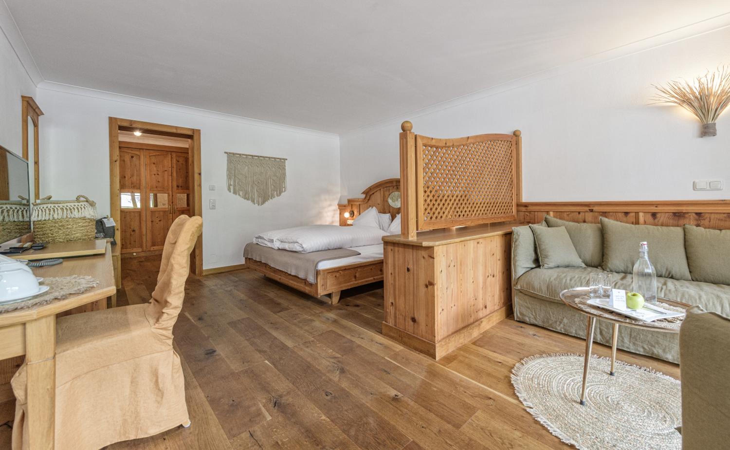 Standard Junior Suite - Photo 3