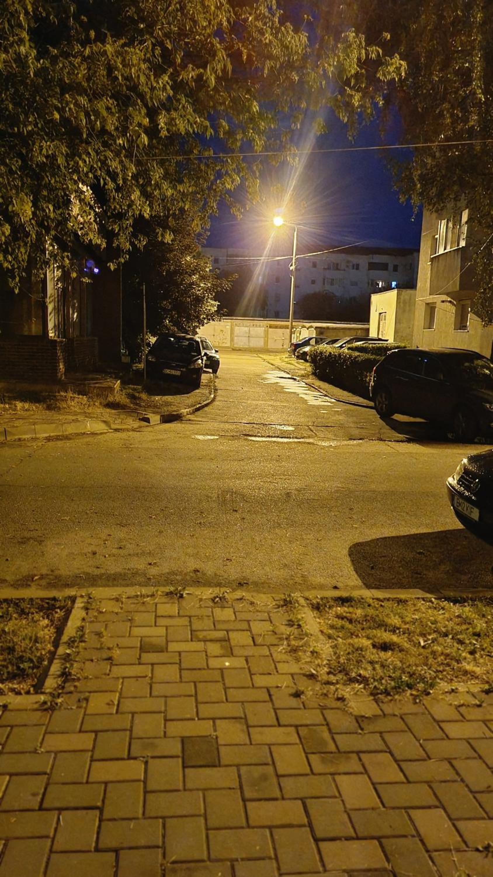 Apartment - Photo 37