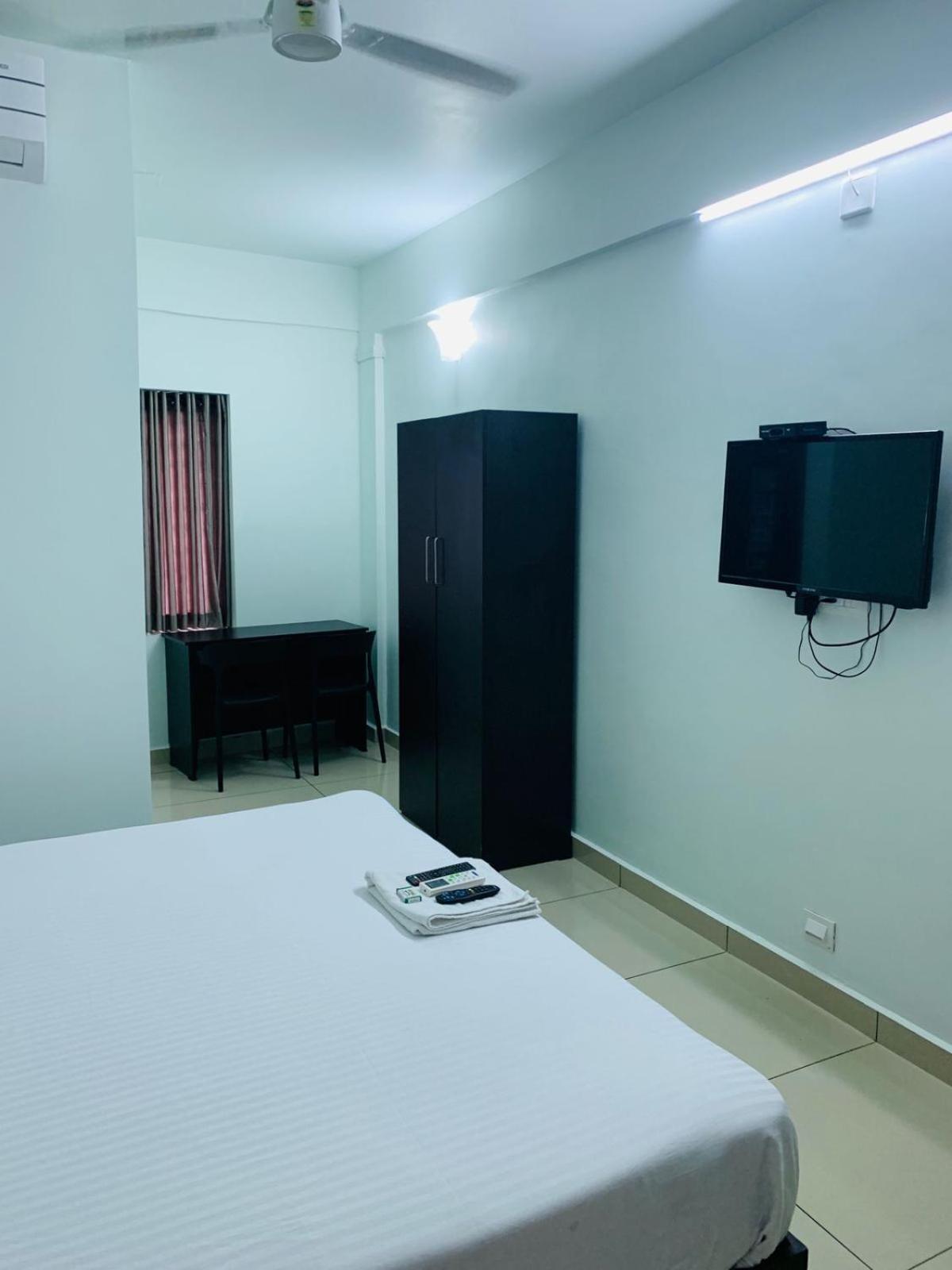 Deluxe Room - Photo 4