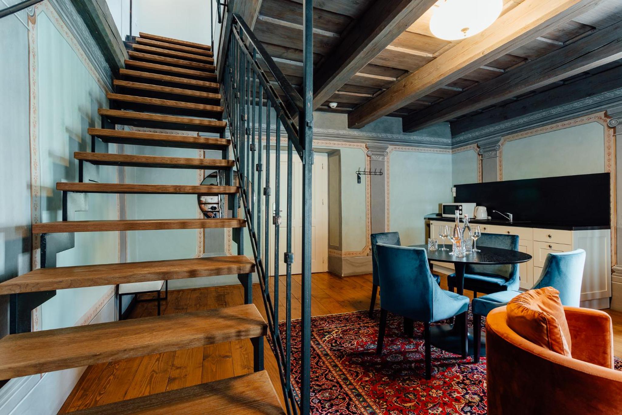 Apartment - Photo 4
